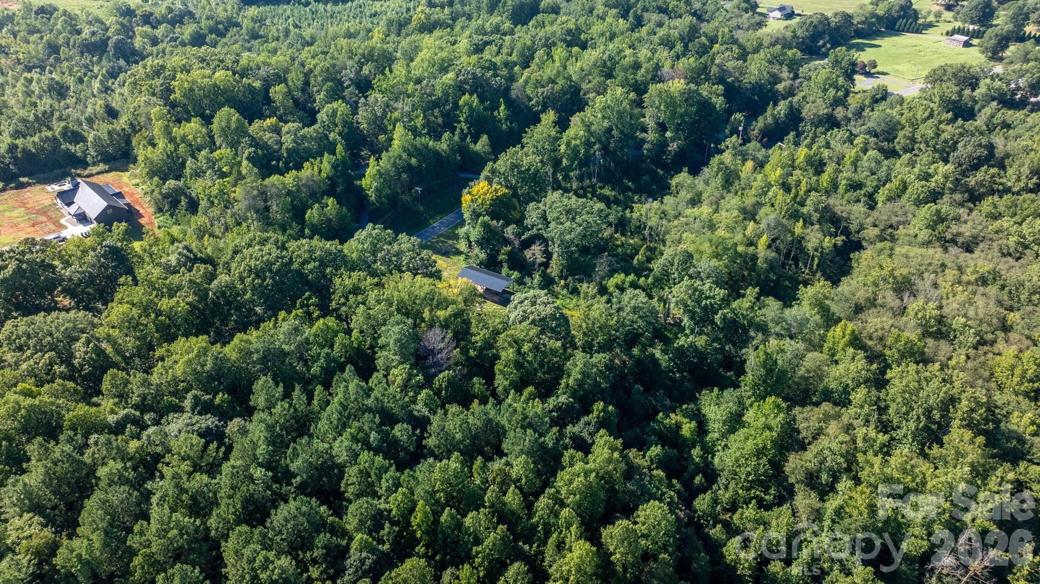 main property photo 31