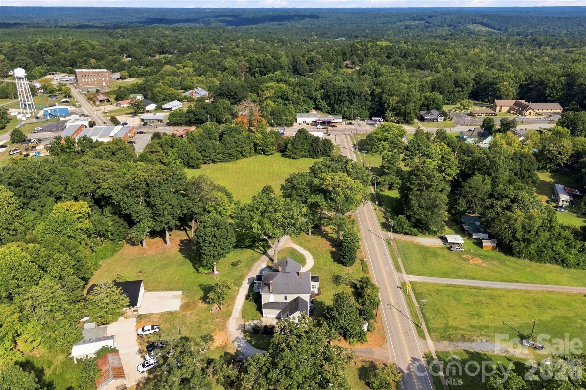 main property photo 38