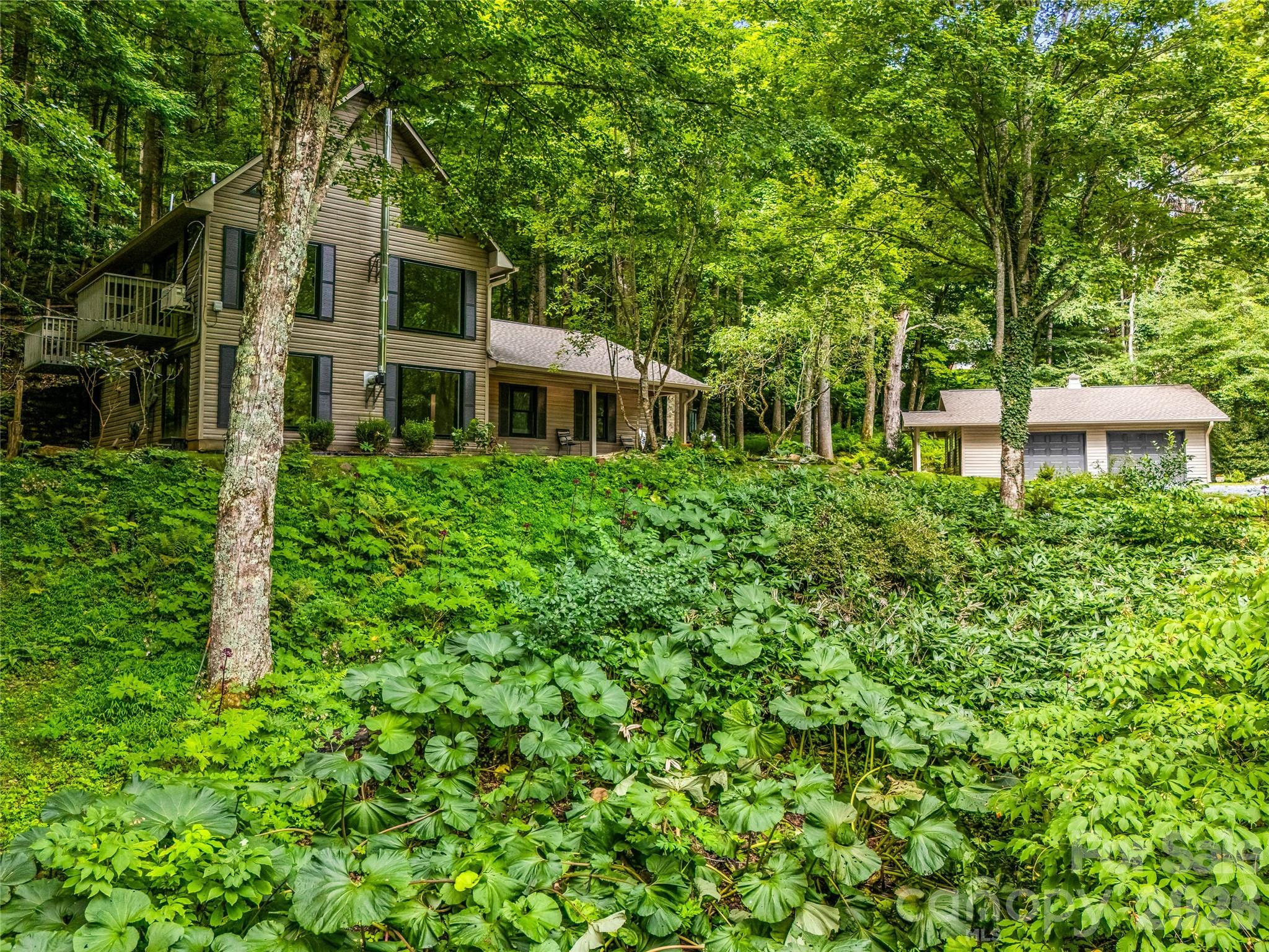 main property photo 13
