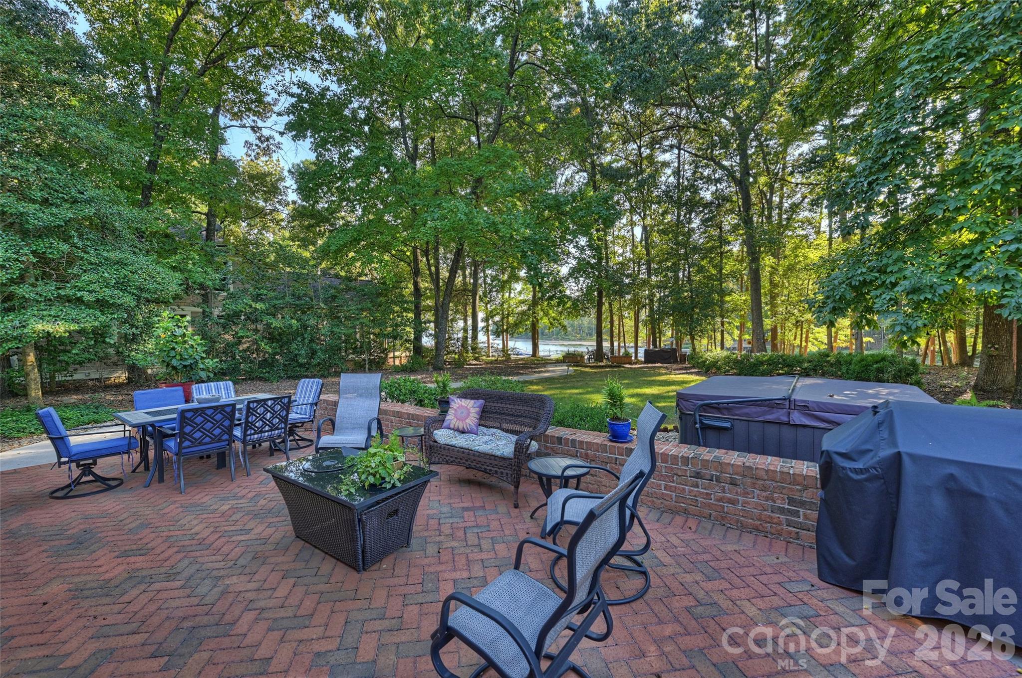 main property photo 27
