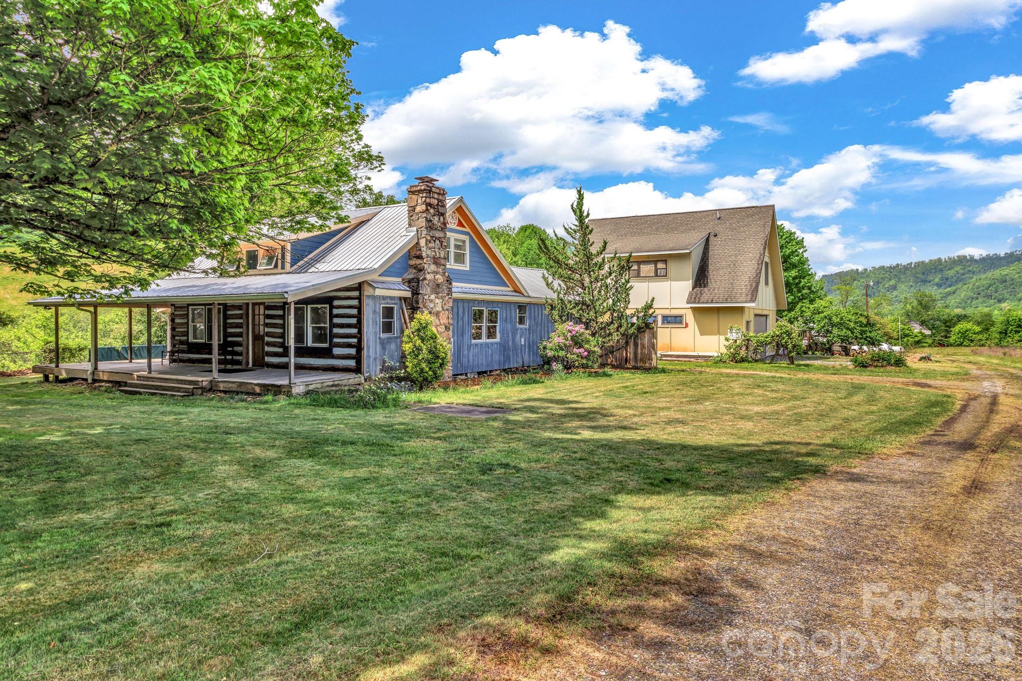main property photo 3