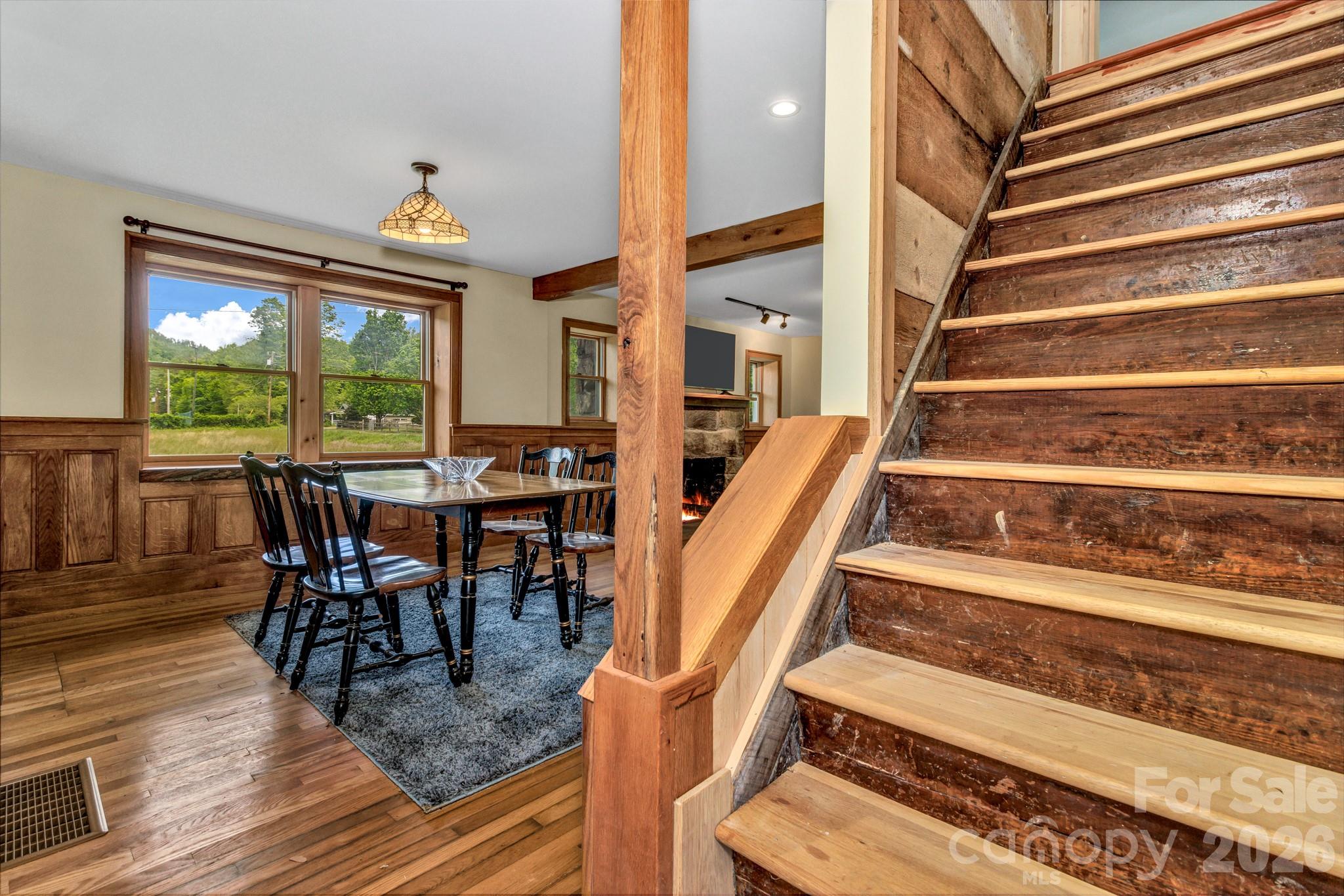 main property photo 36