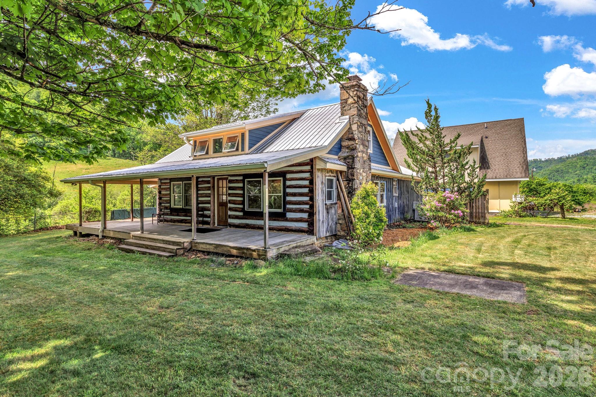 main property photo 6