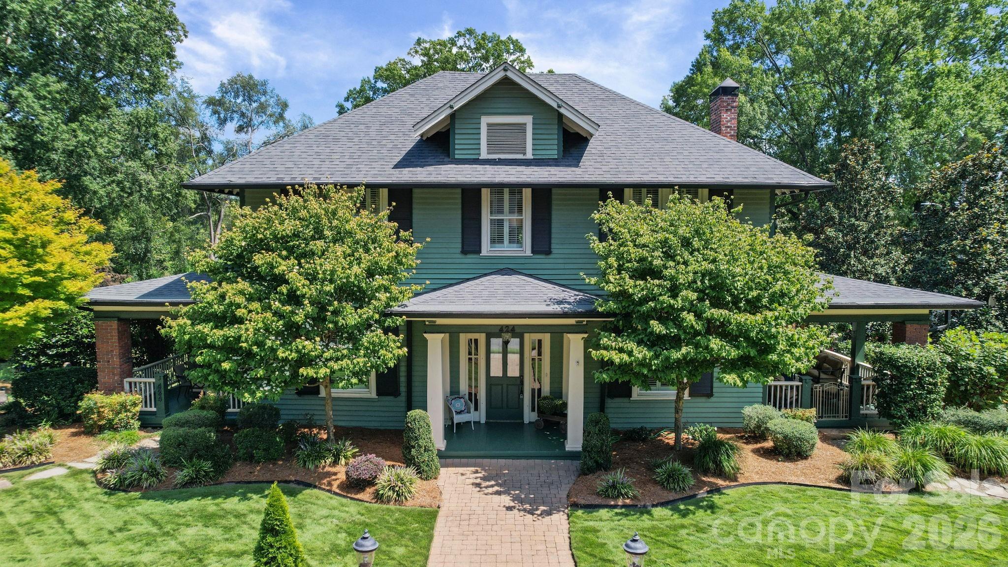main property photo 2