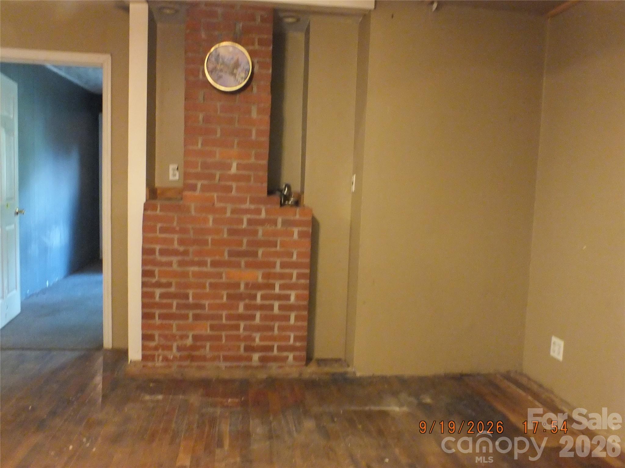 main property photo 19