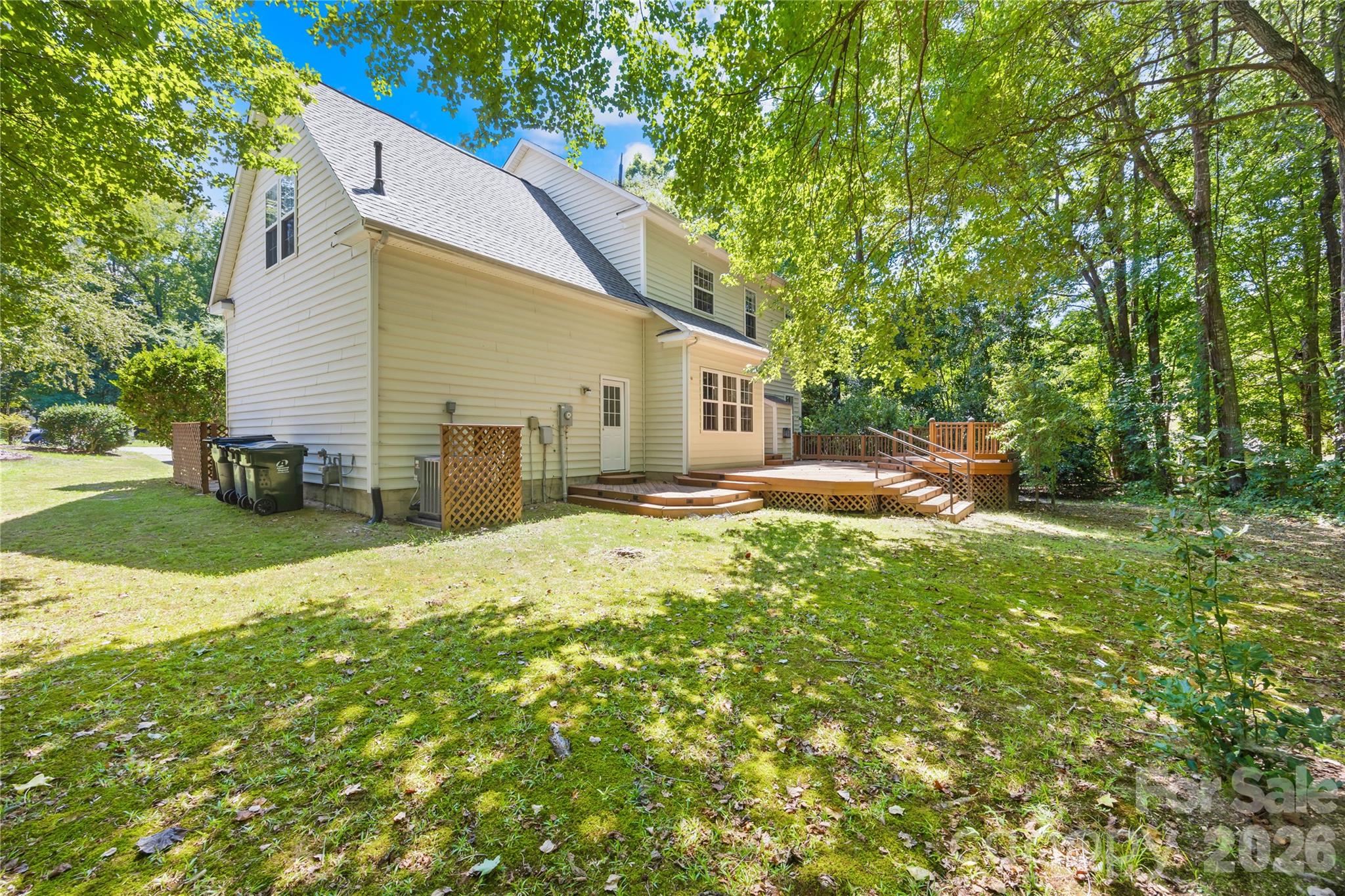 main property photo 40