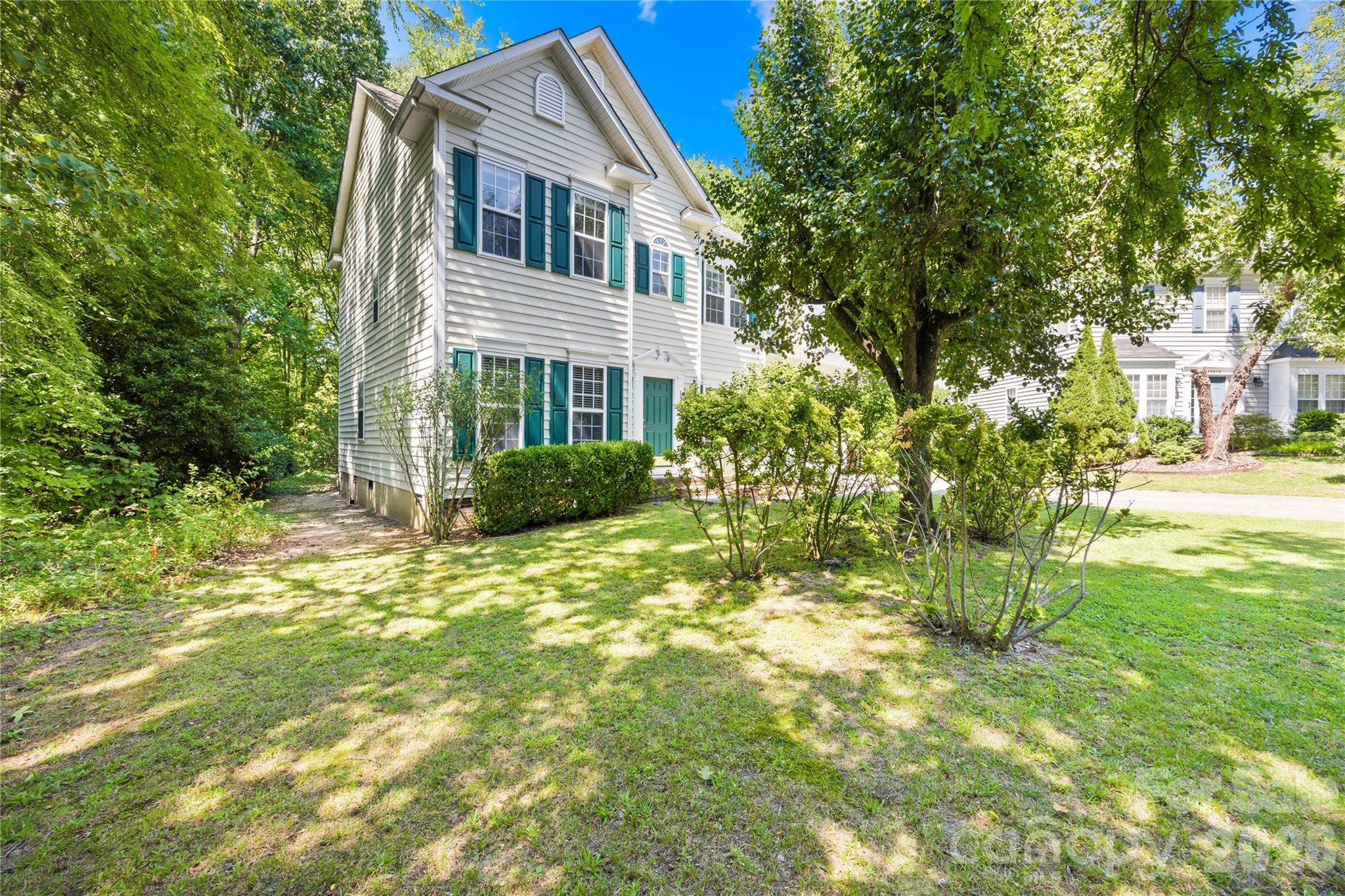 main property photo 45