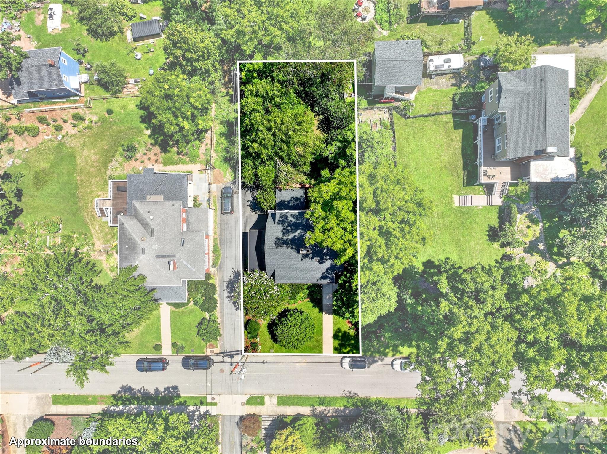 main property photo 45