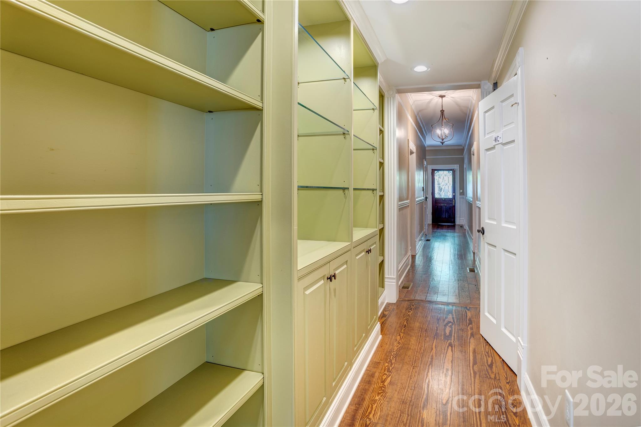 main property photo 8