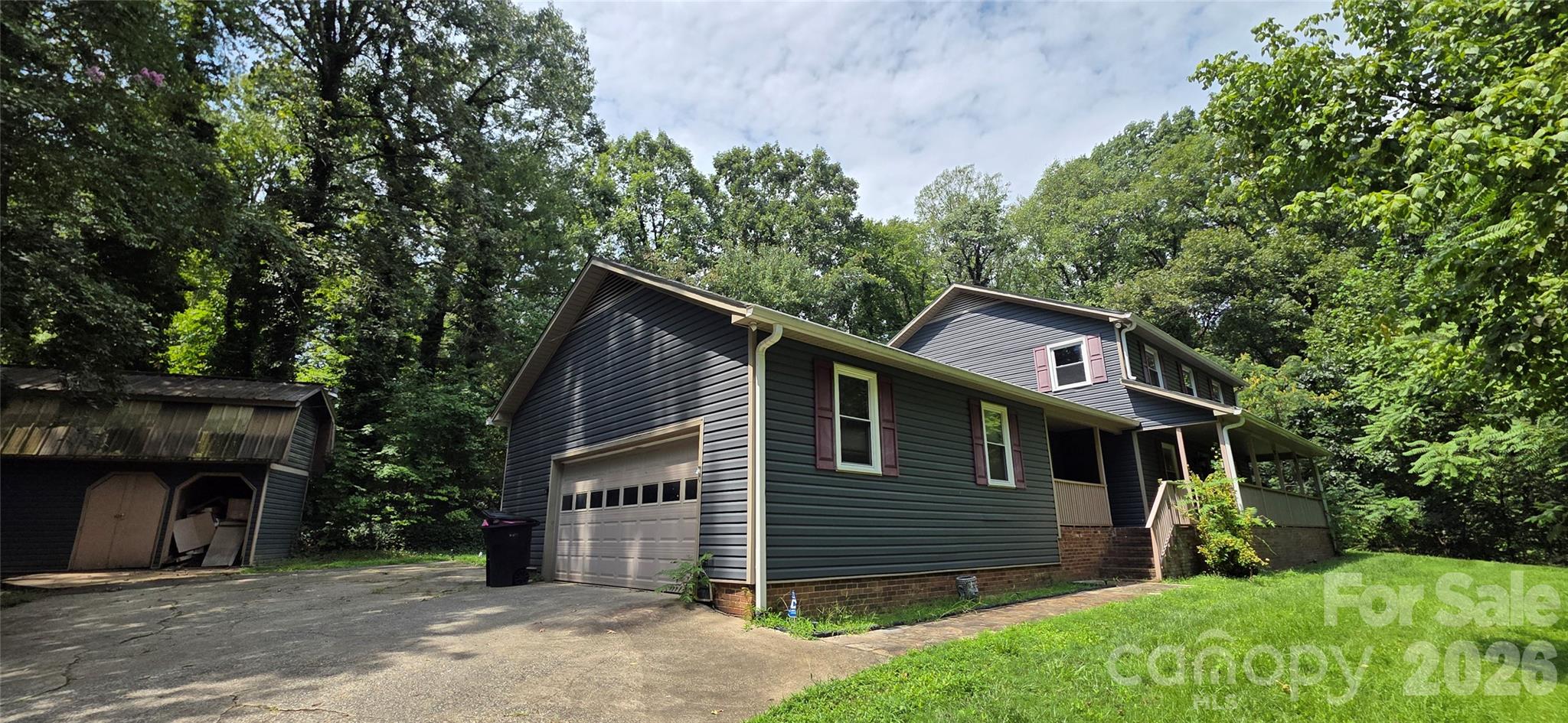 main property photo 24