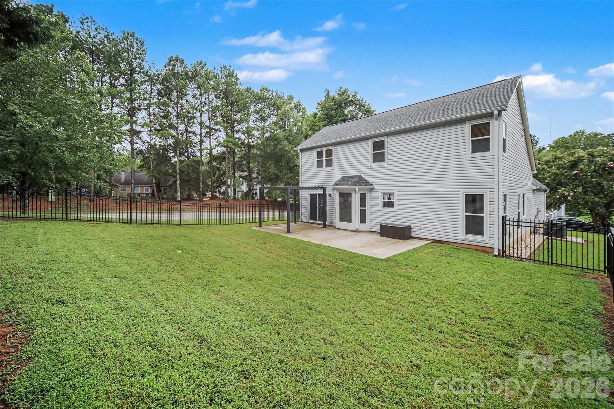 main property photo 39
