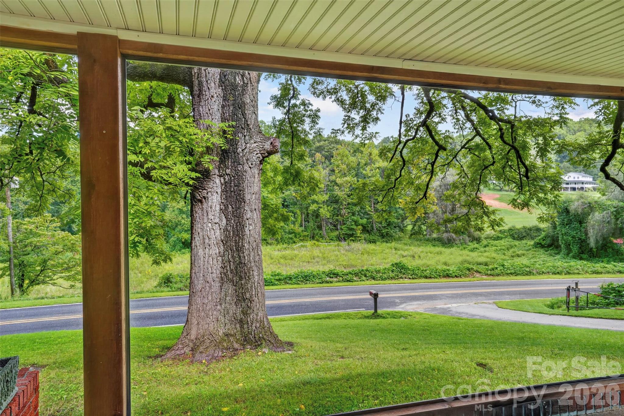 main property photo 22
