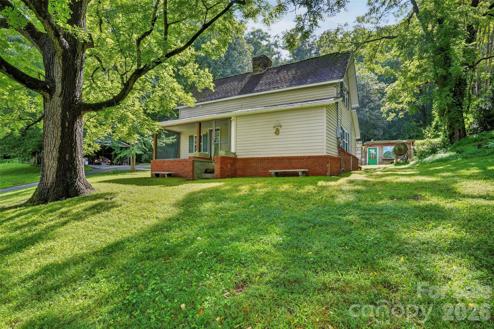 main property photo 27