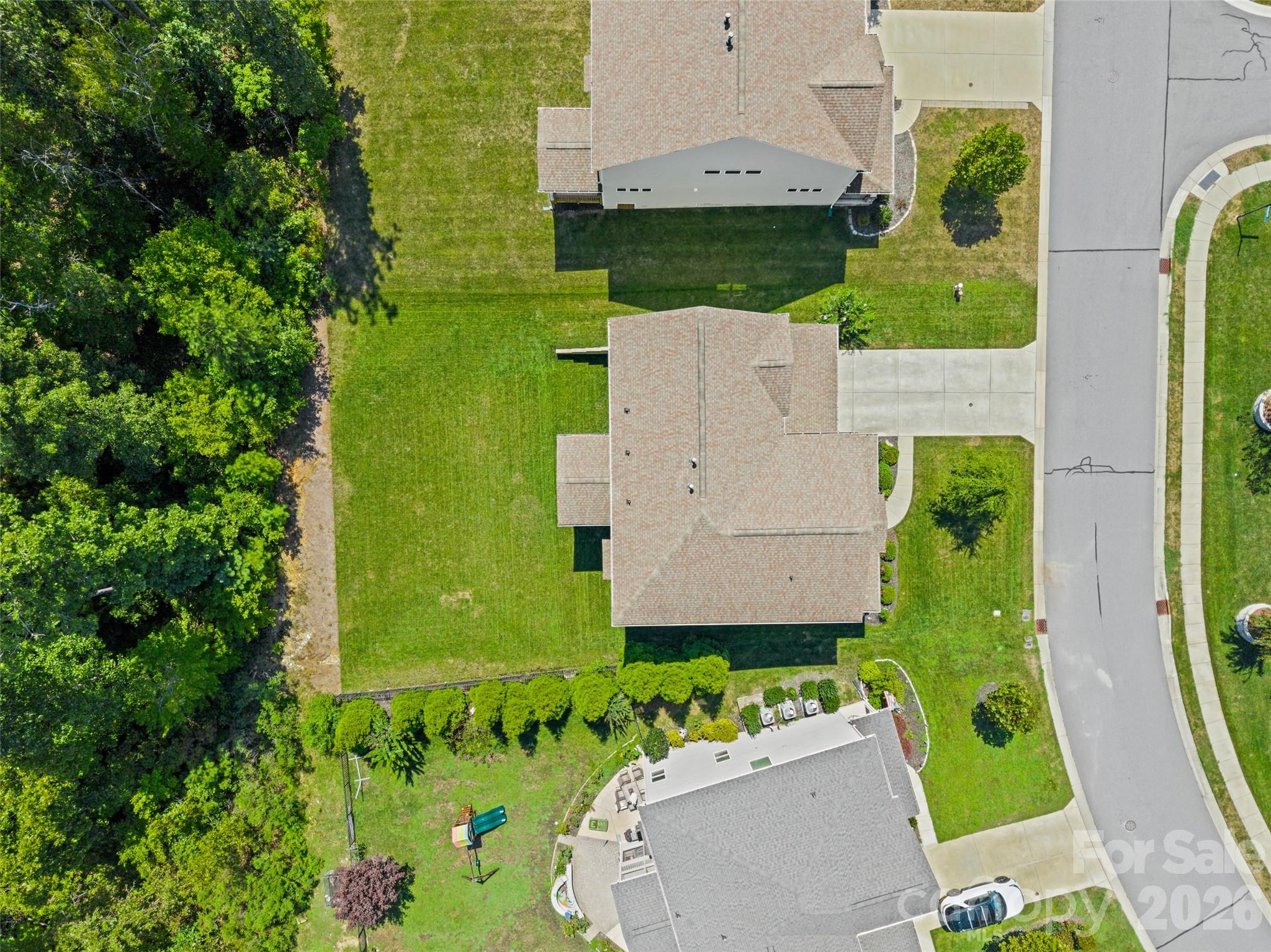main property photo 43