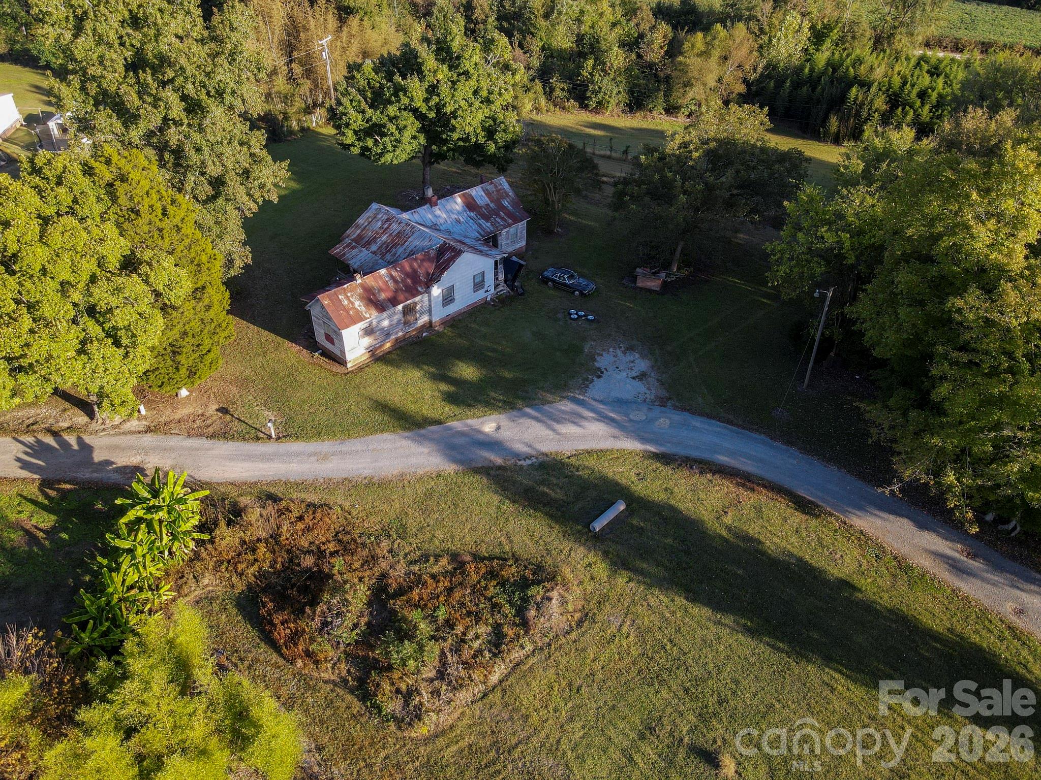 main property photo 14