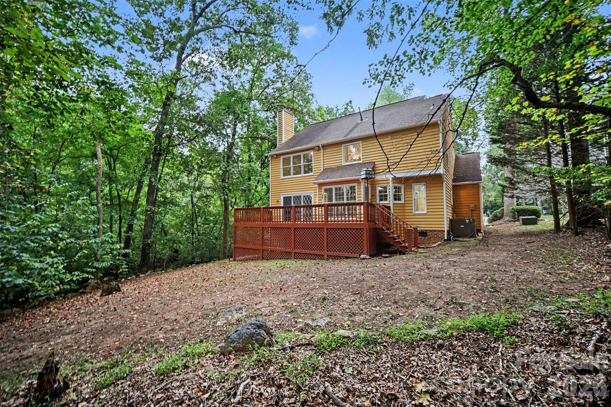 main property photo 38