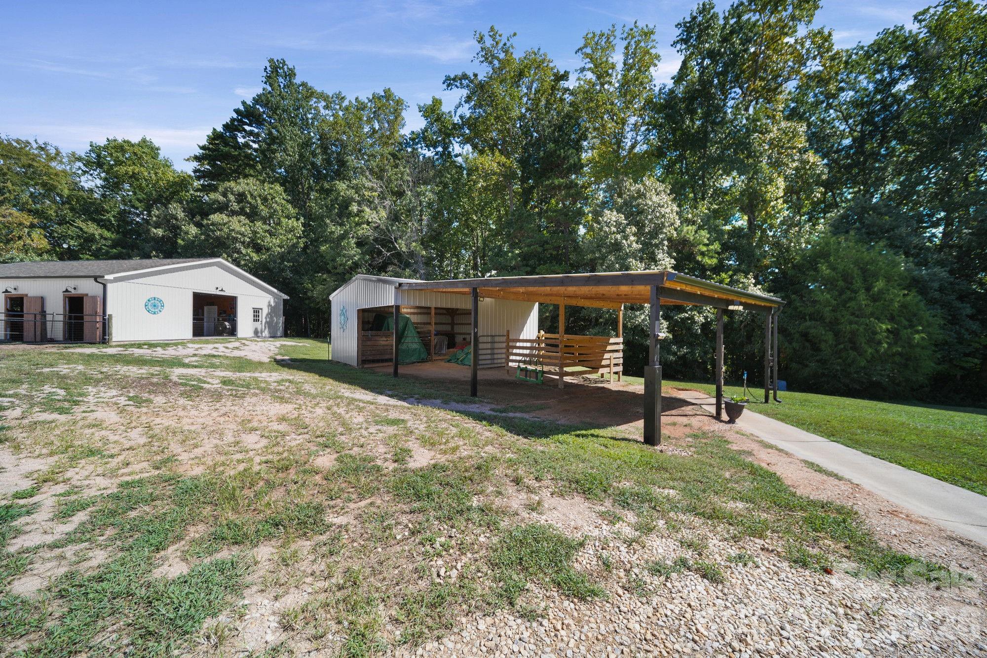 main property photo 35