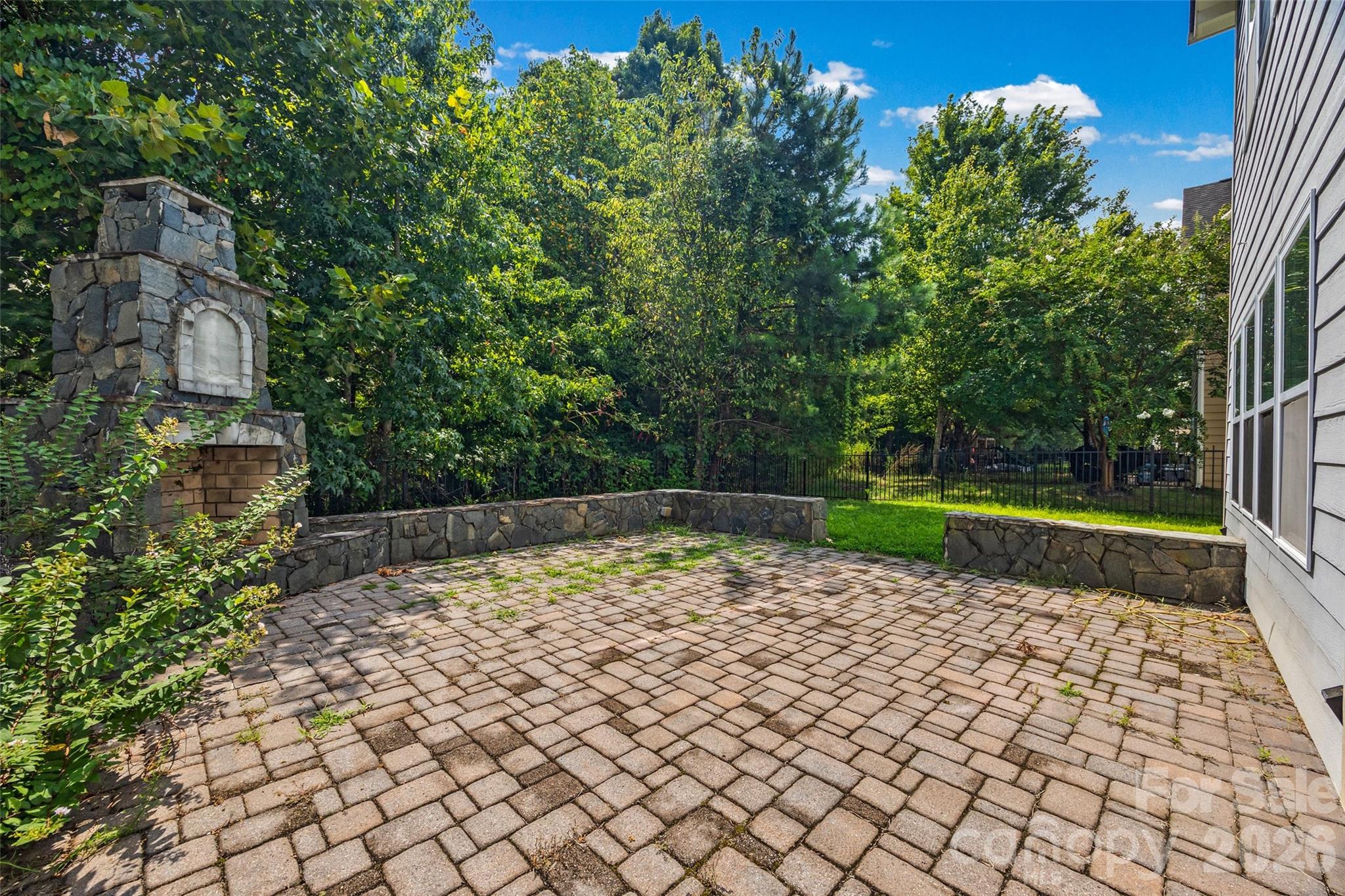 main property photo 44