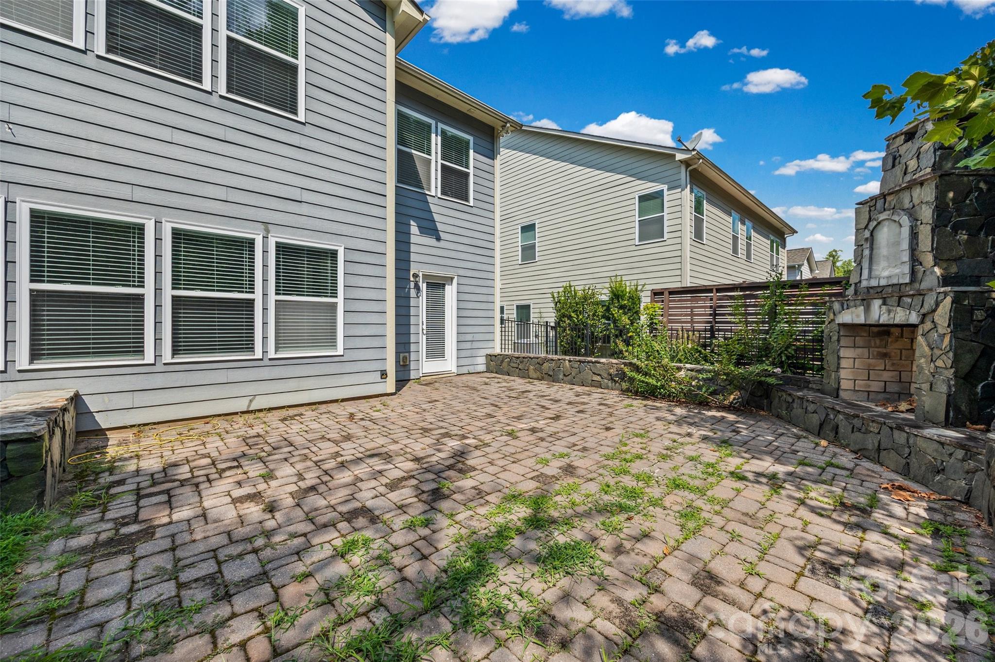 main property photo 45