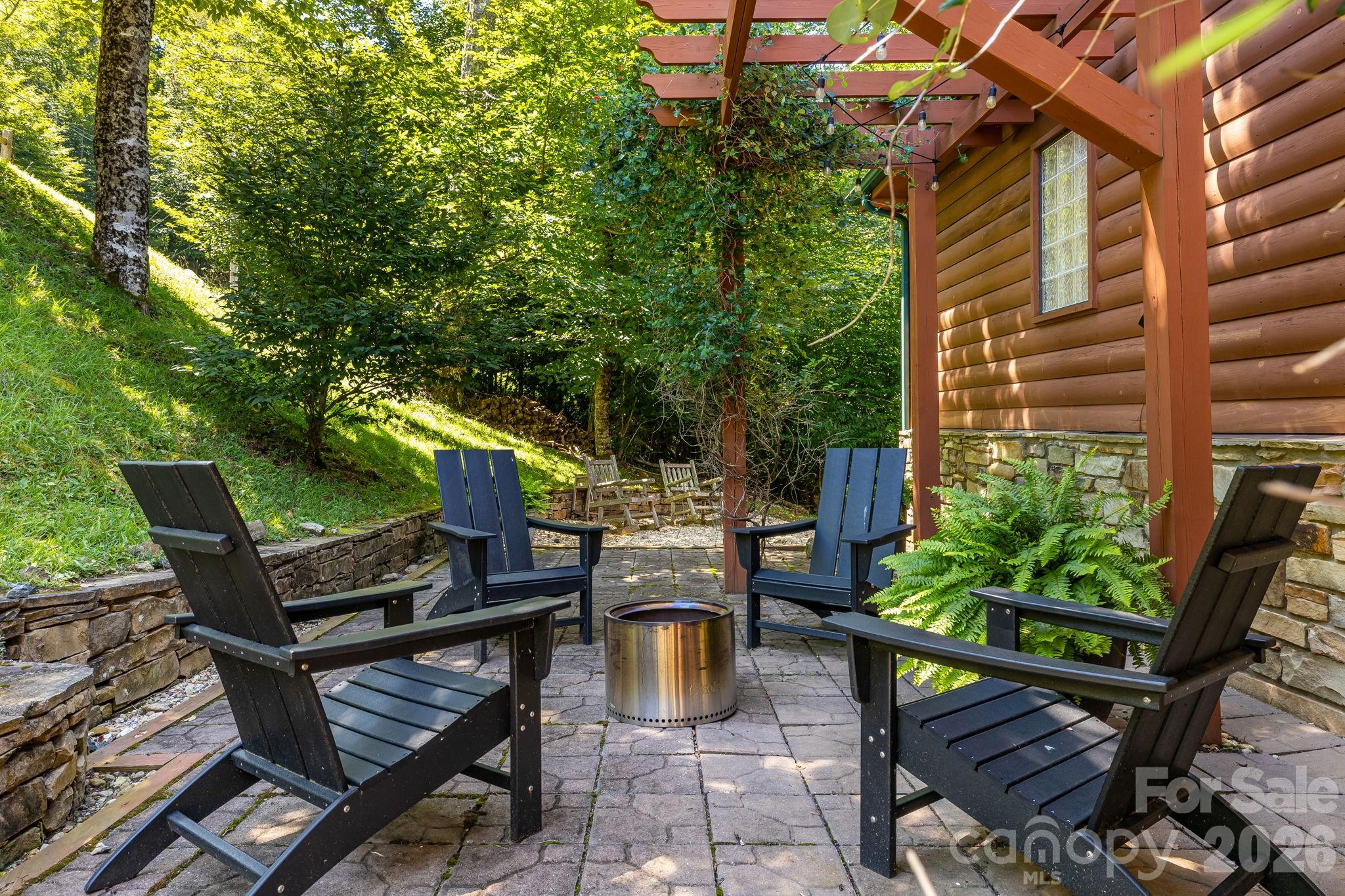 main property photo 31