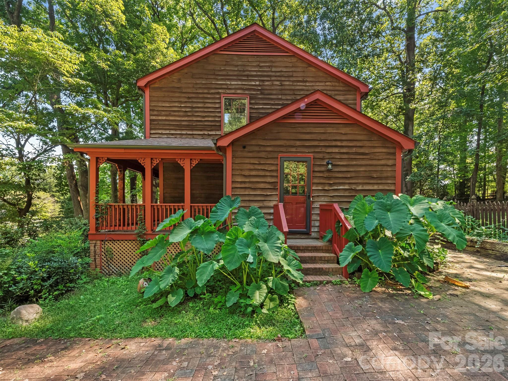 main property photo 41