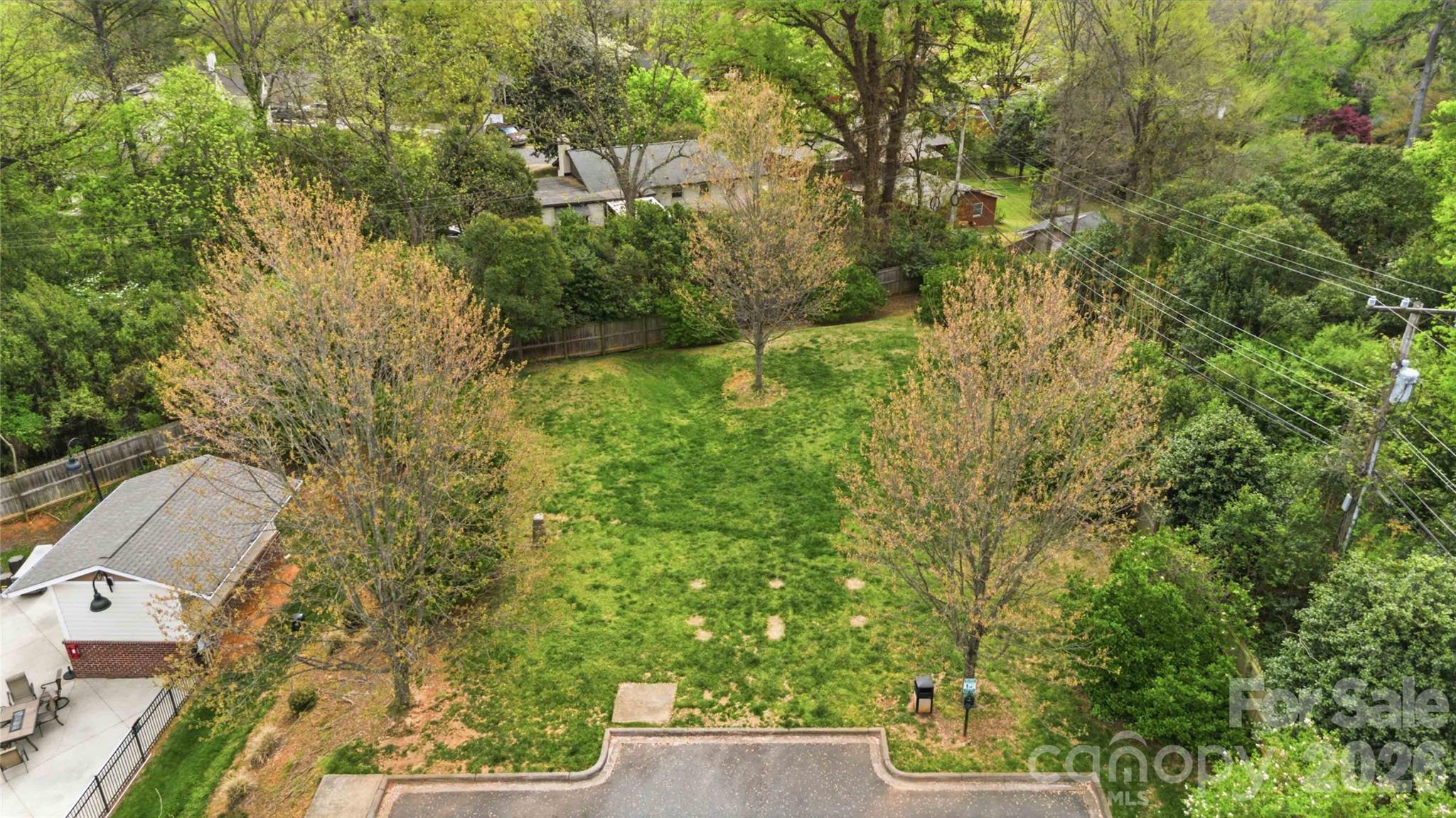 main property photo 39