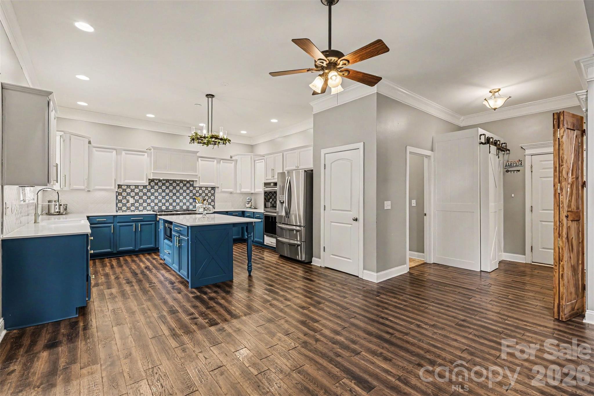 main property photo 16