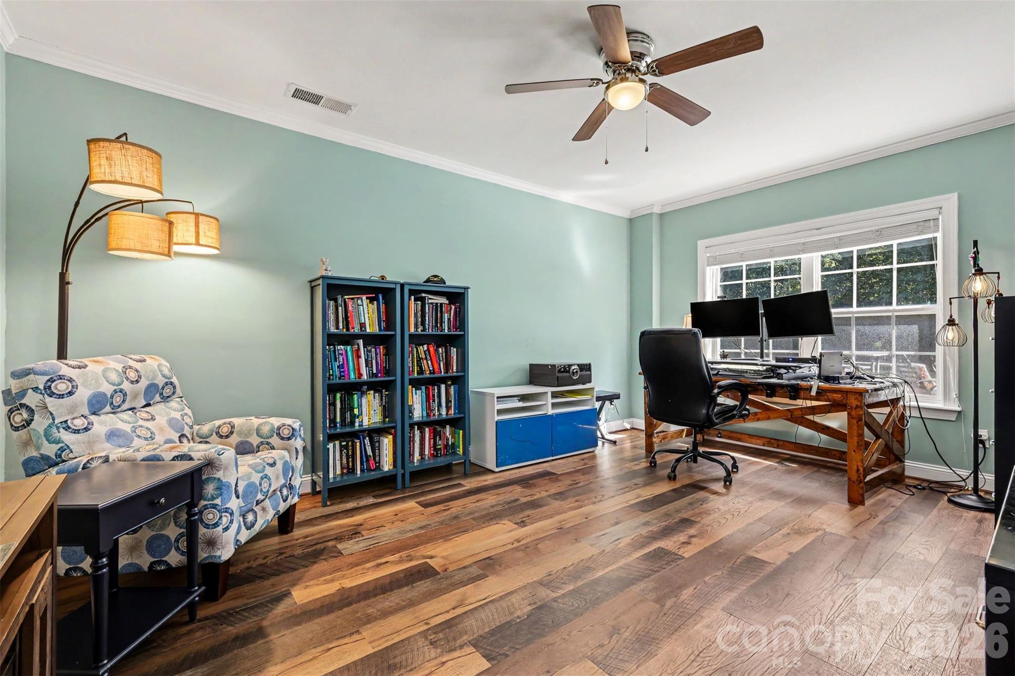 main property photo 31