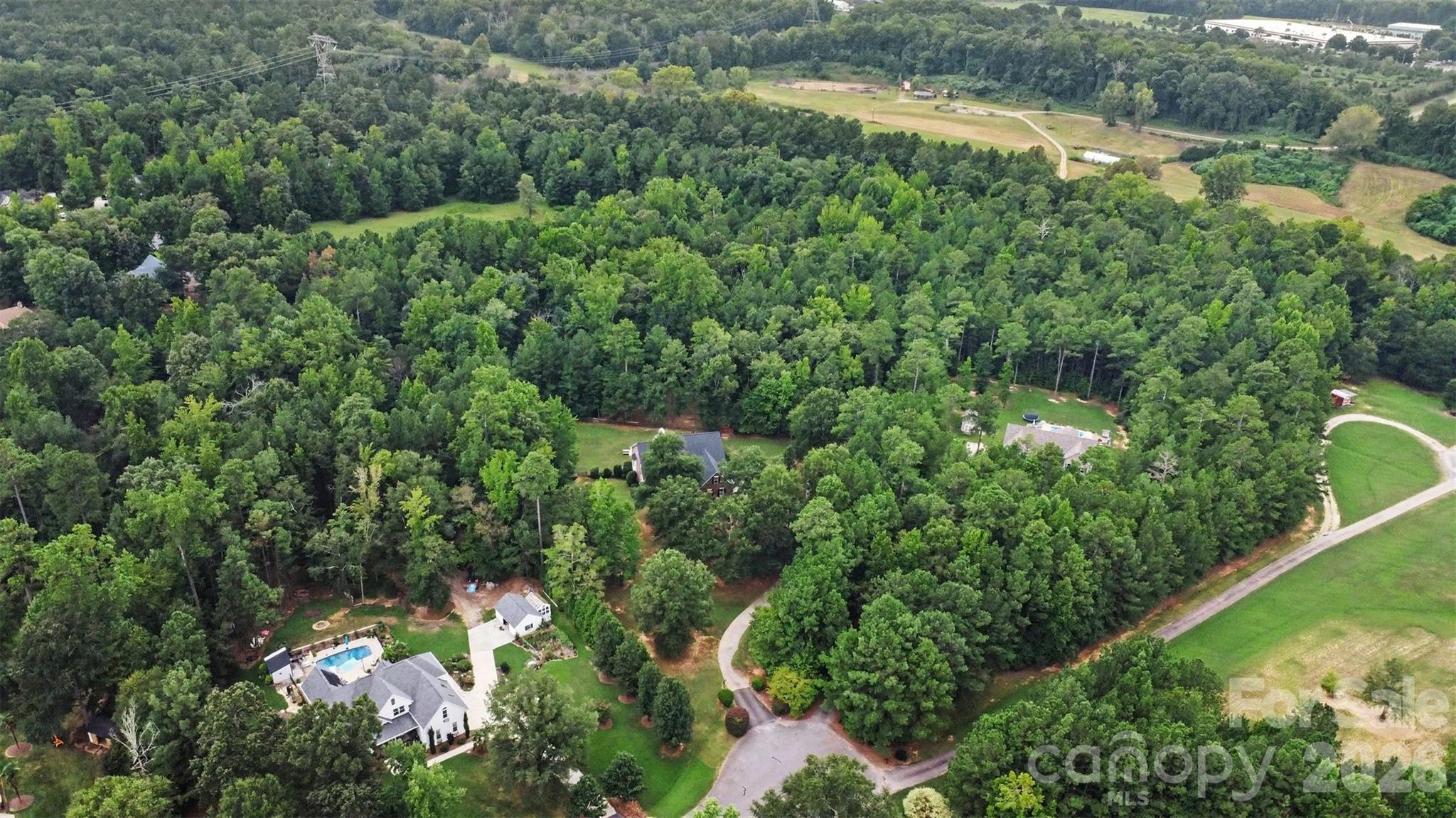 main property photo 45