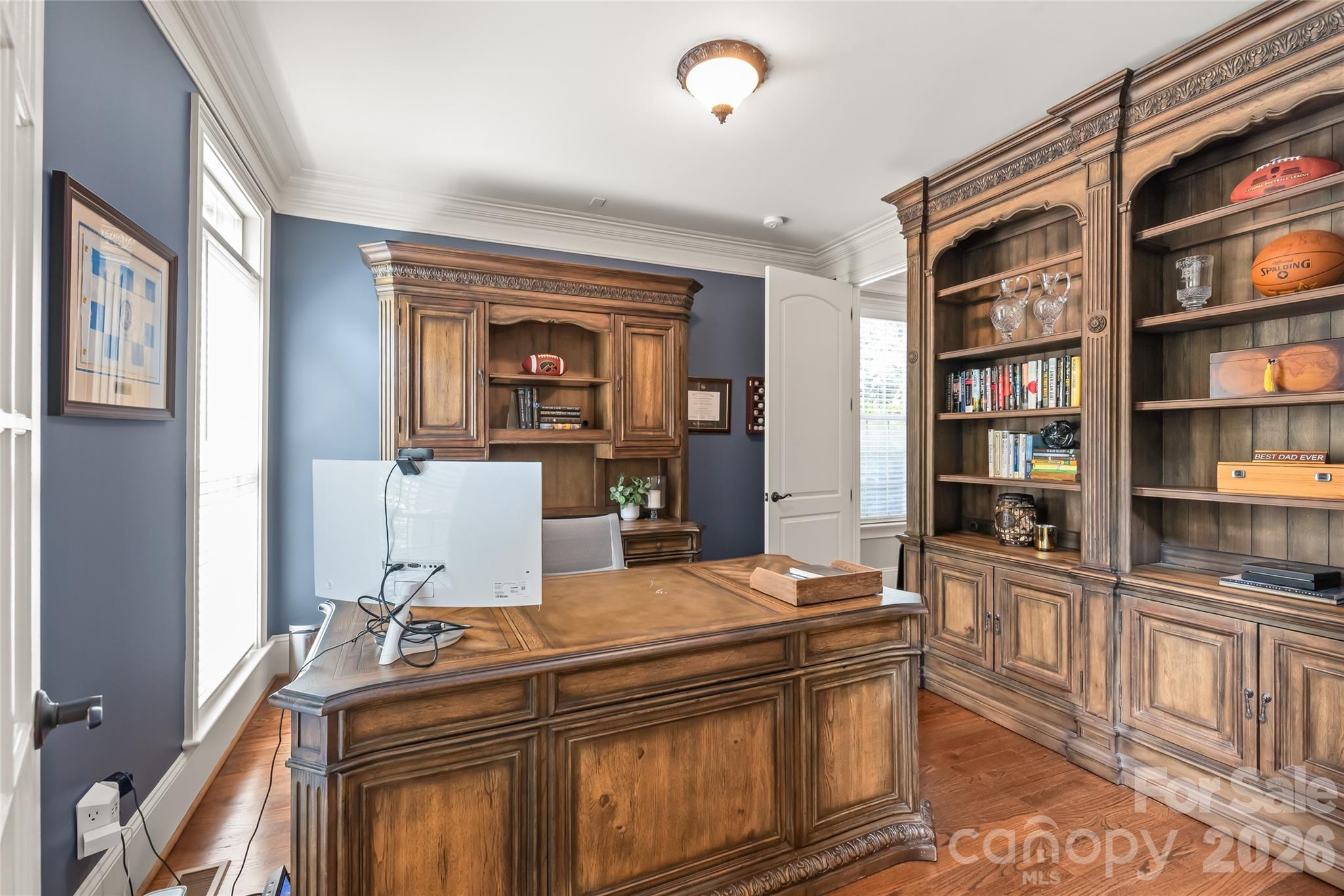 main property photo 5