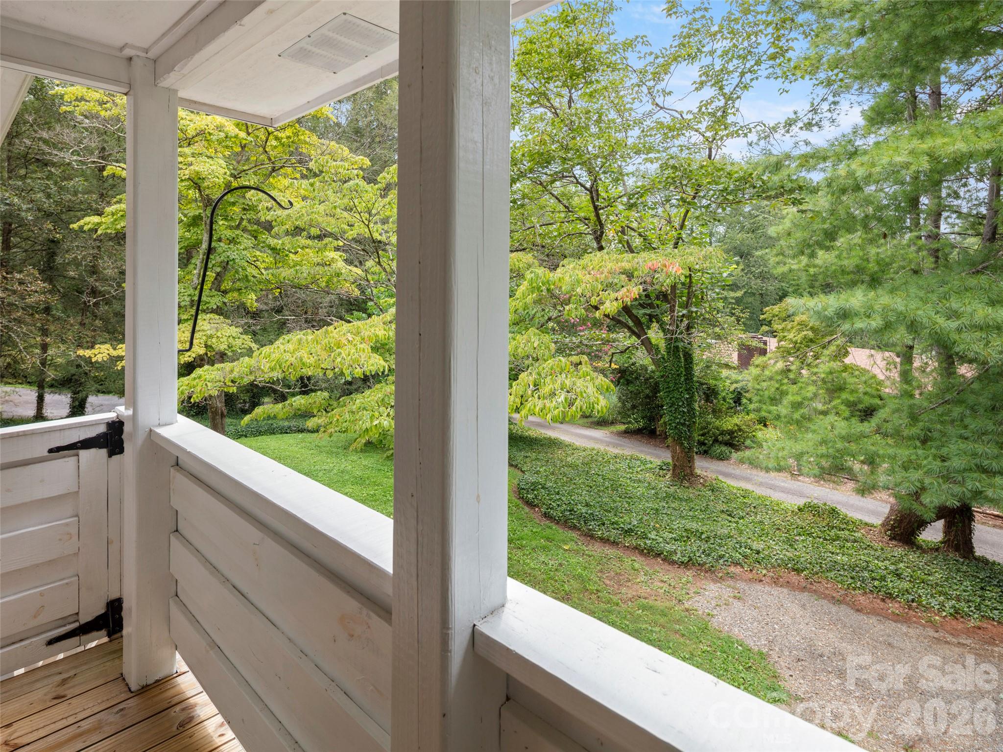 main property photo 24