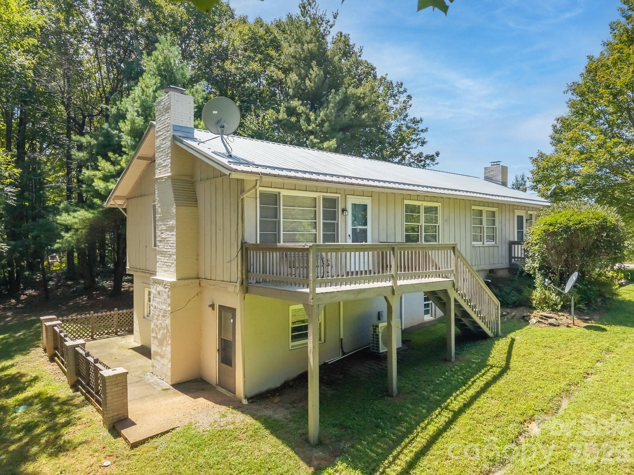 main property photo 26