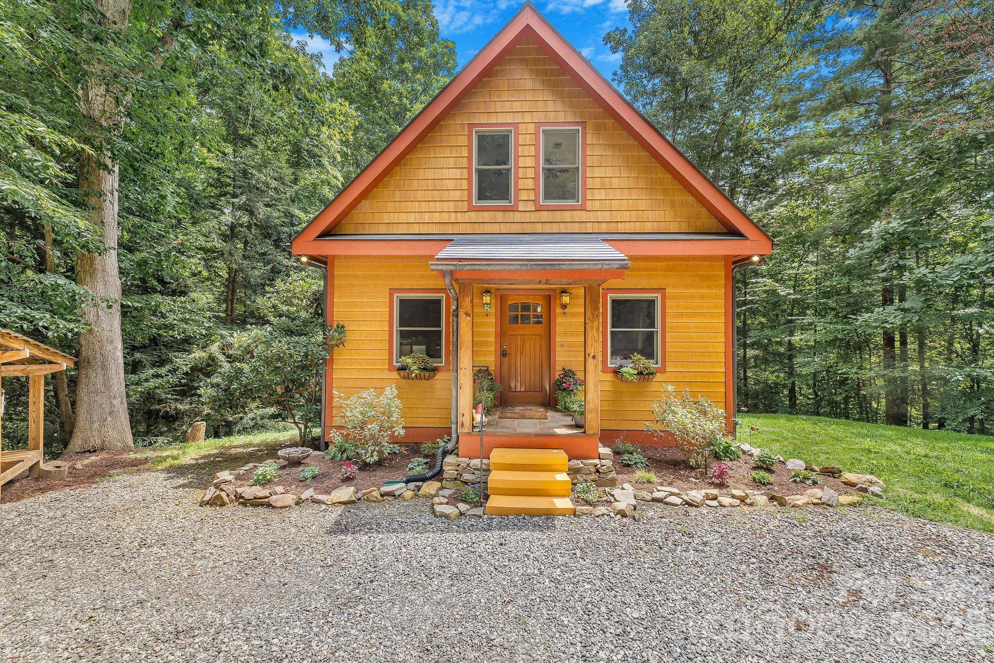 main property photo 6
