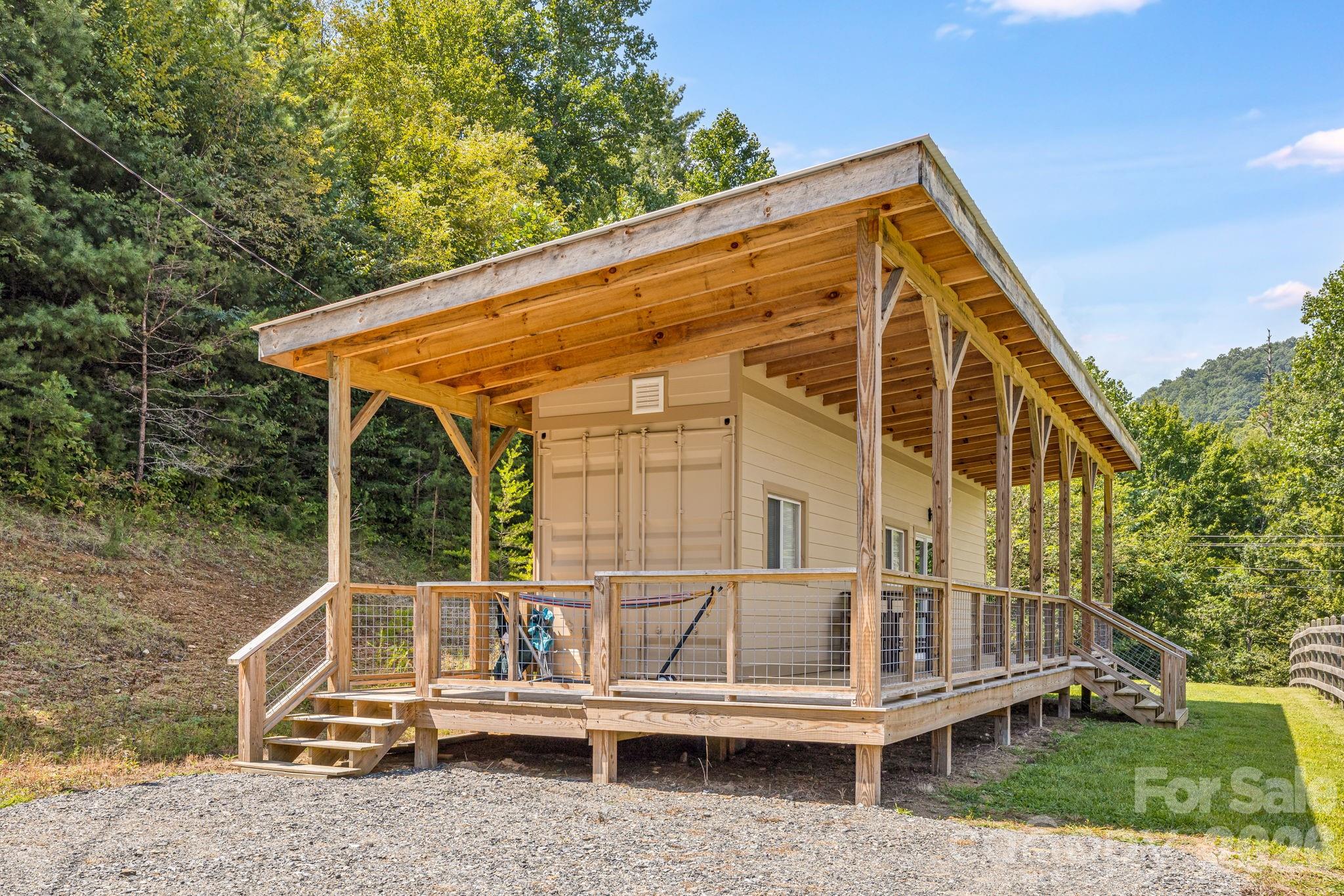 main property photo 34