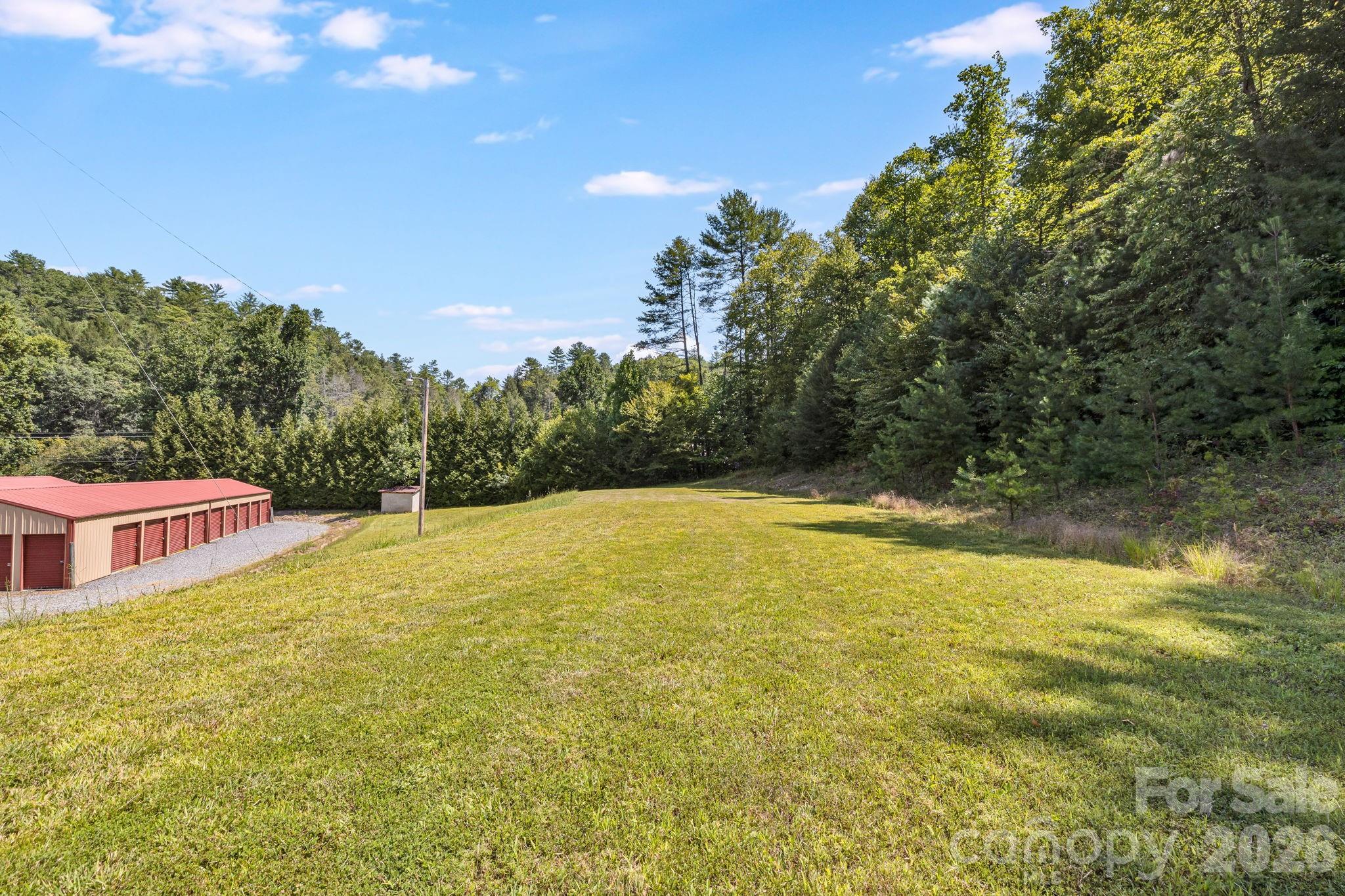 main property photo 31