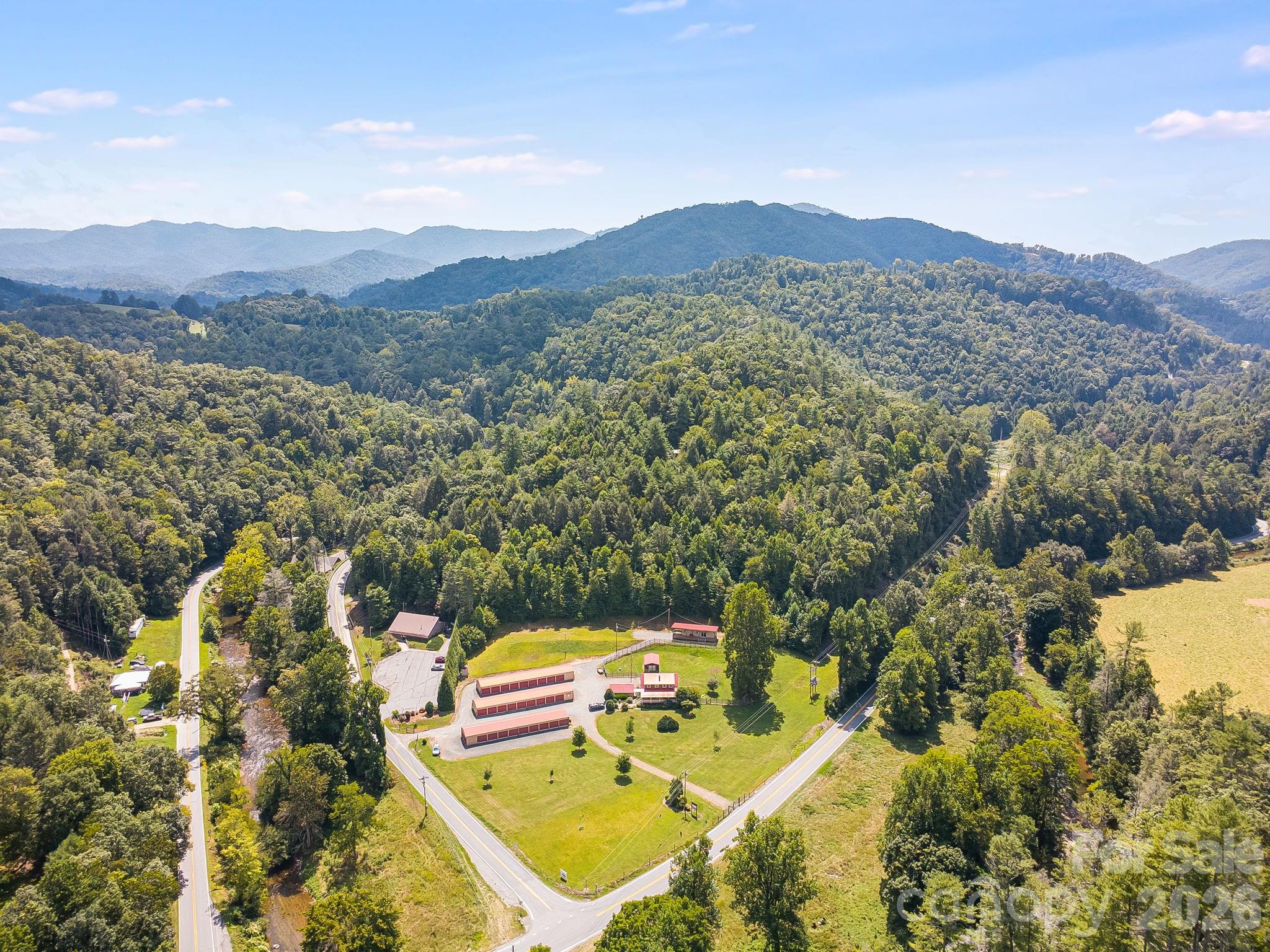 main property photo 41