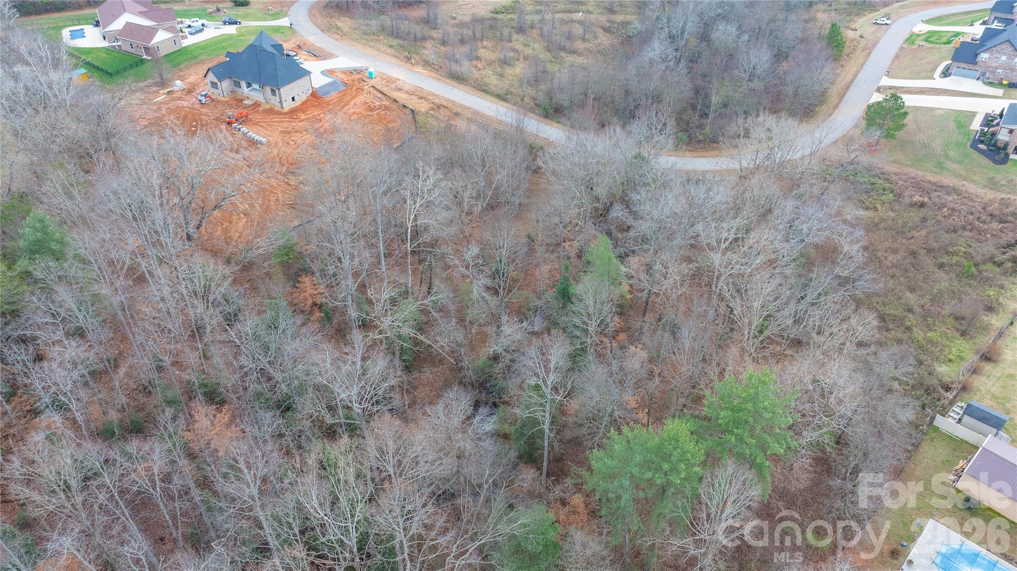 main property photo 32