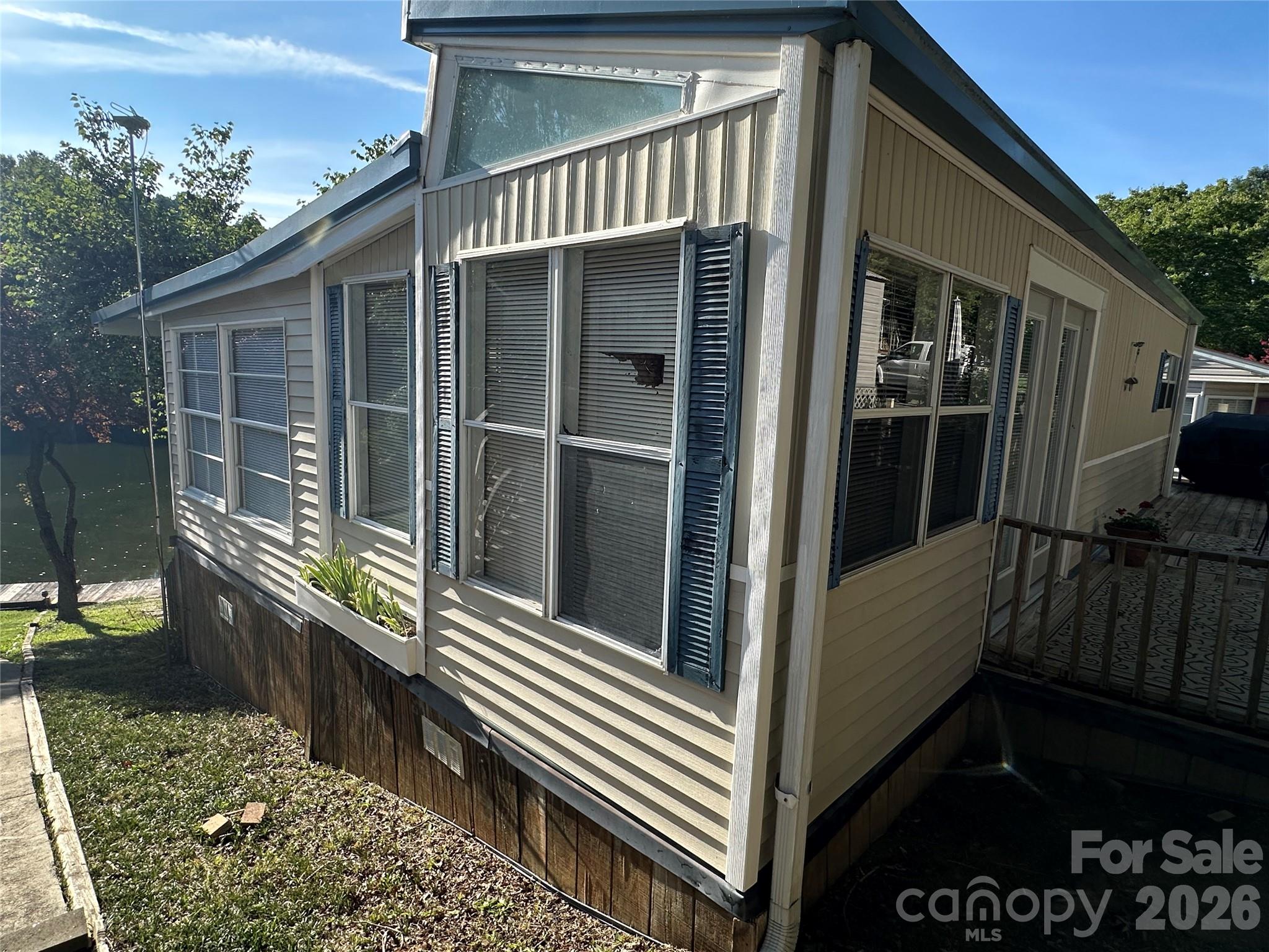 property viewer photo 30