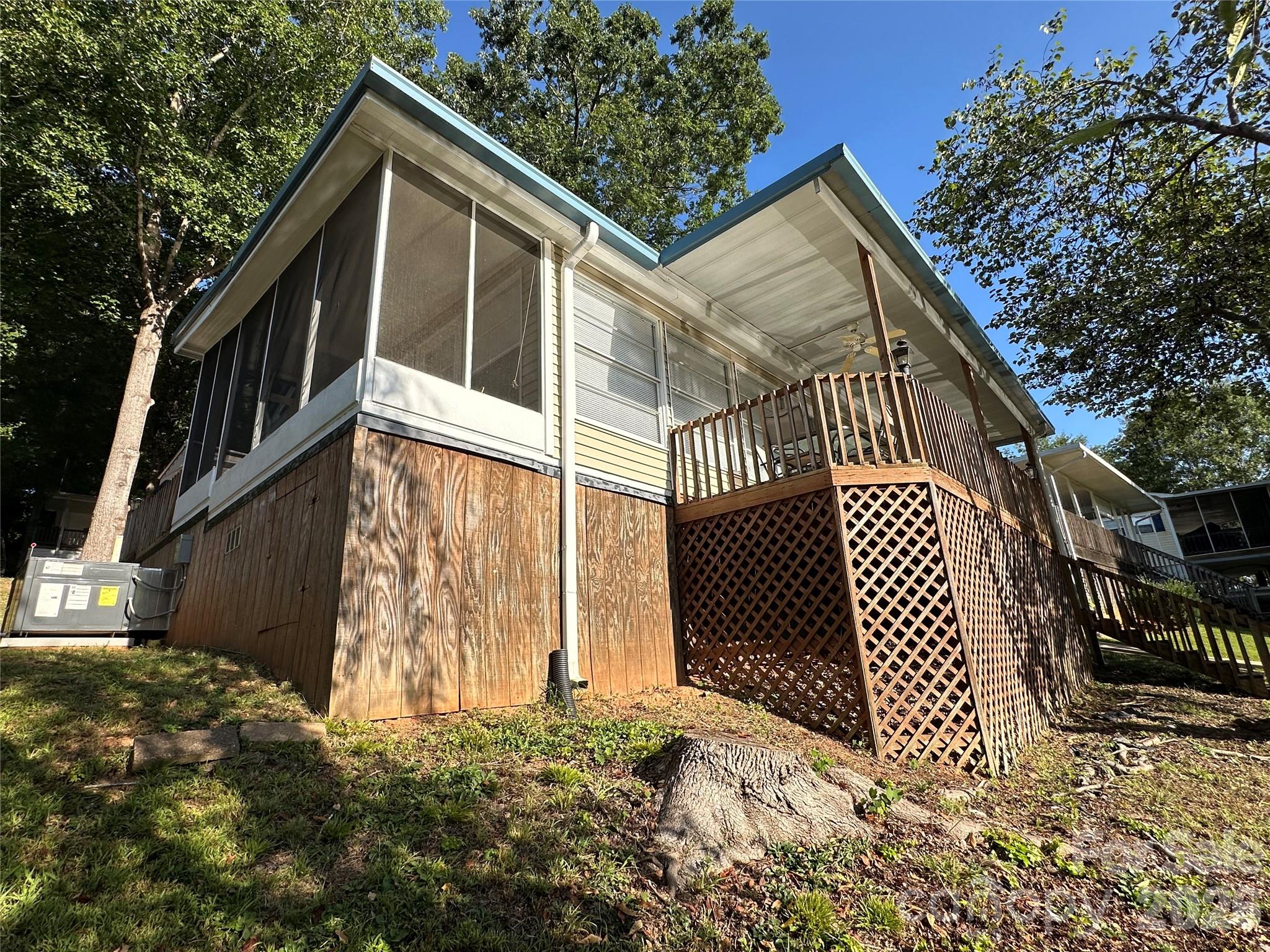 property viewer photo 33