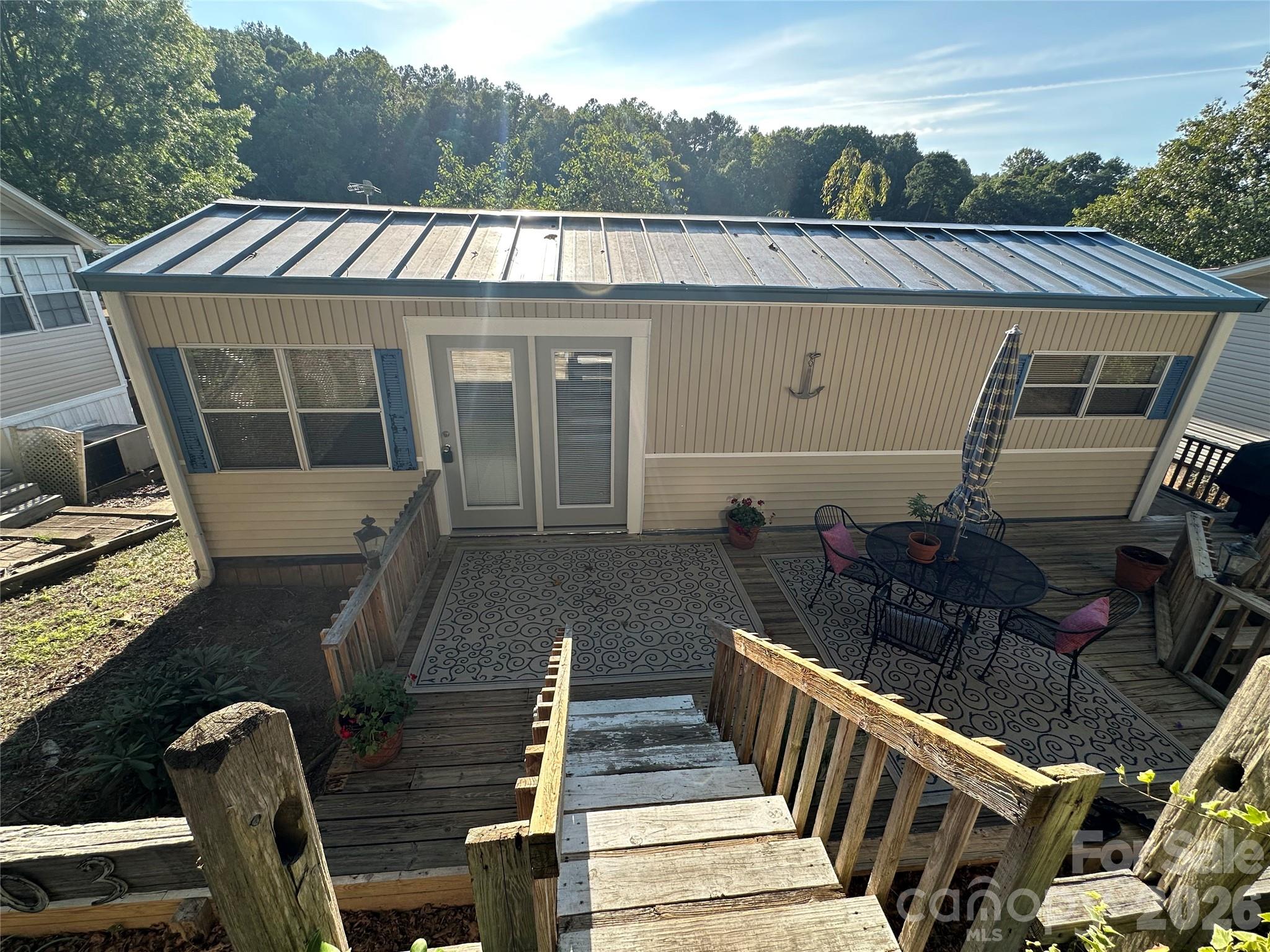 property viewer photo 40