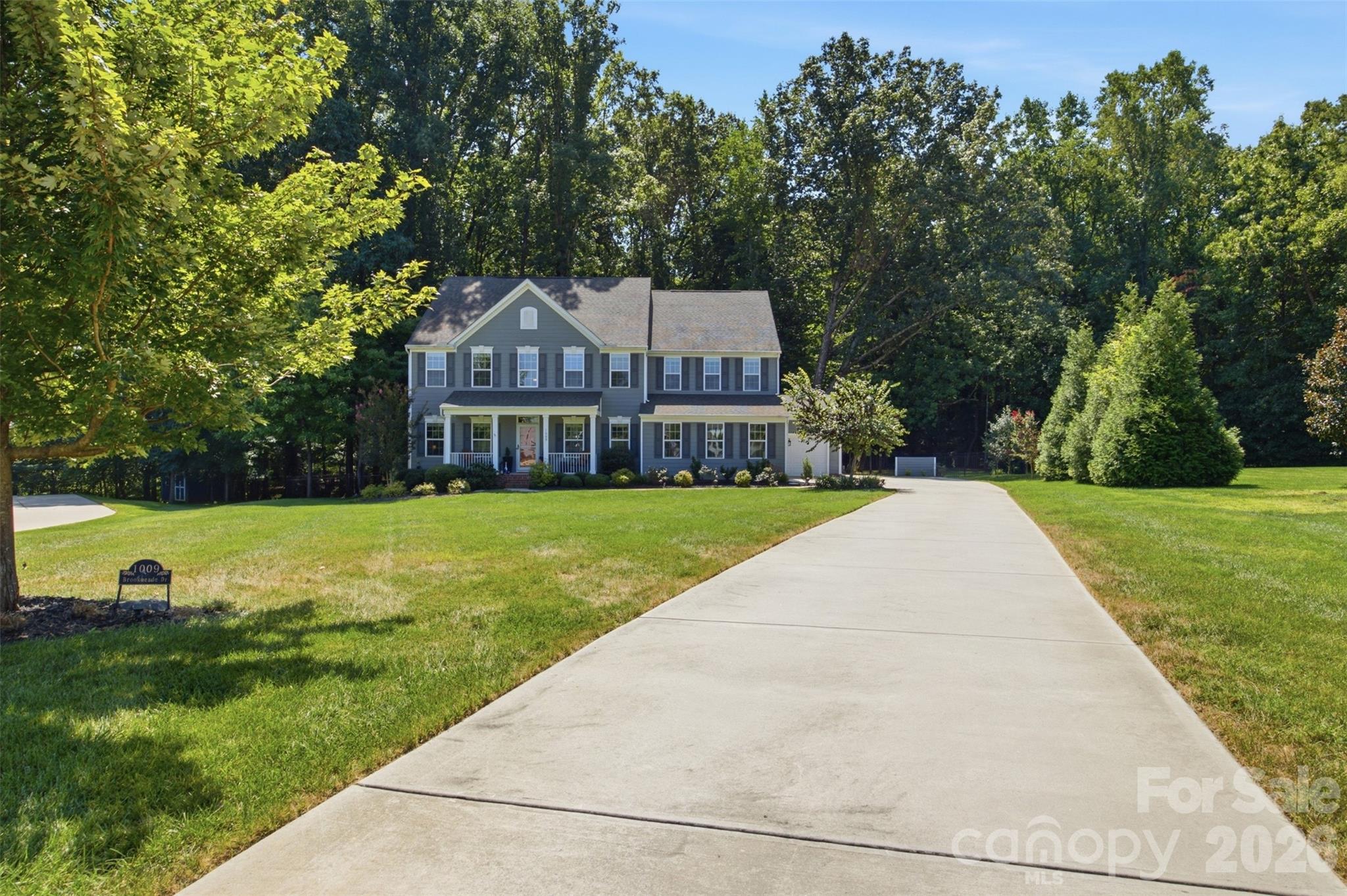 main property photo 2