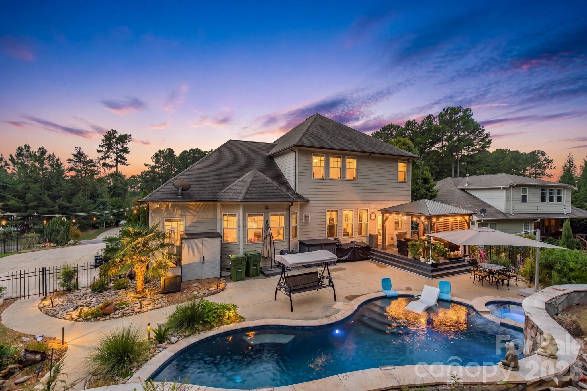 main property photo 44