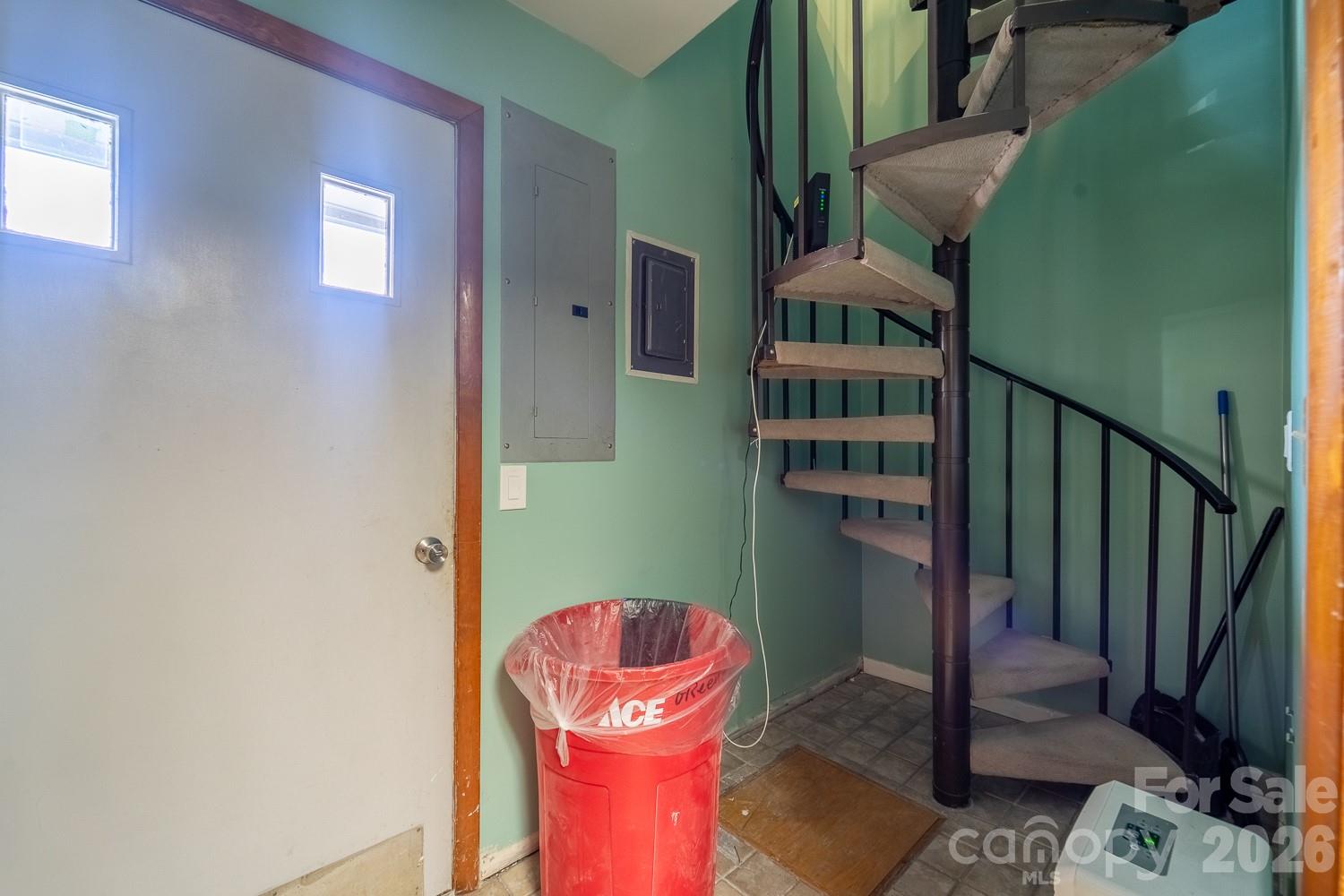 main property photo 19