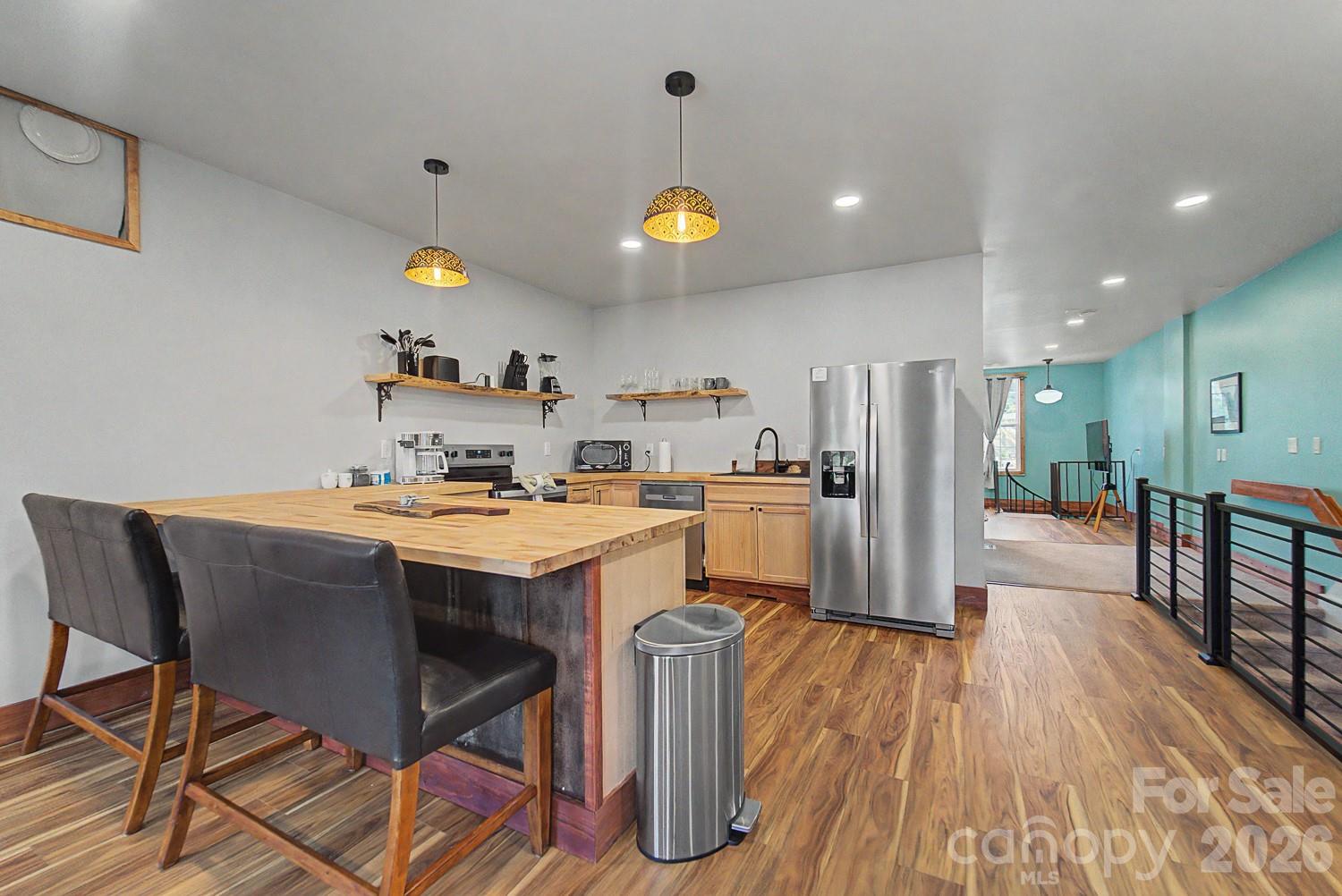 main property photo 31