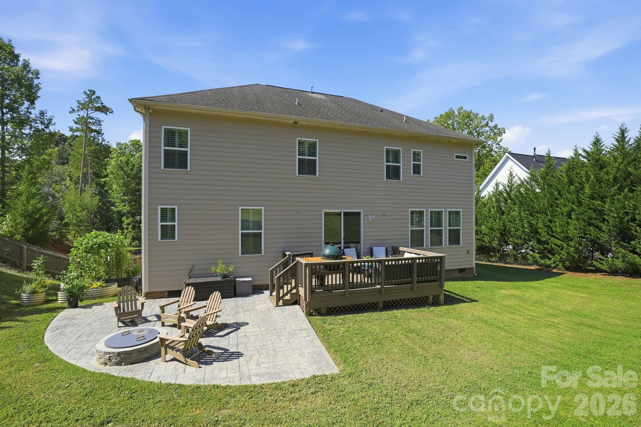 main property photo 47