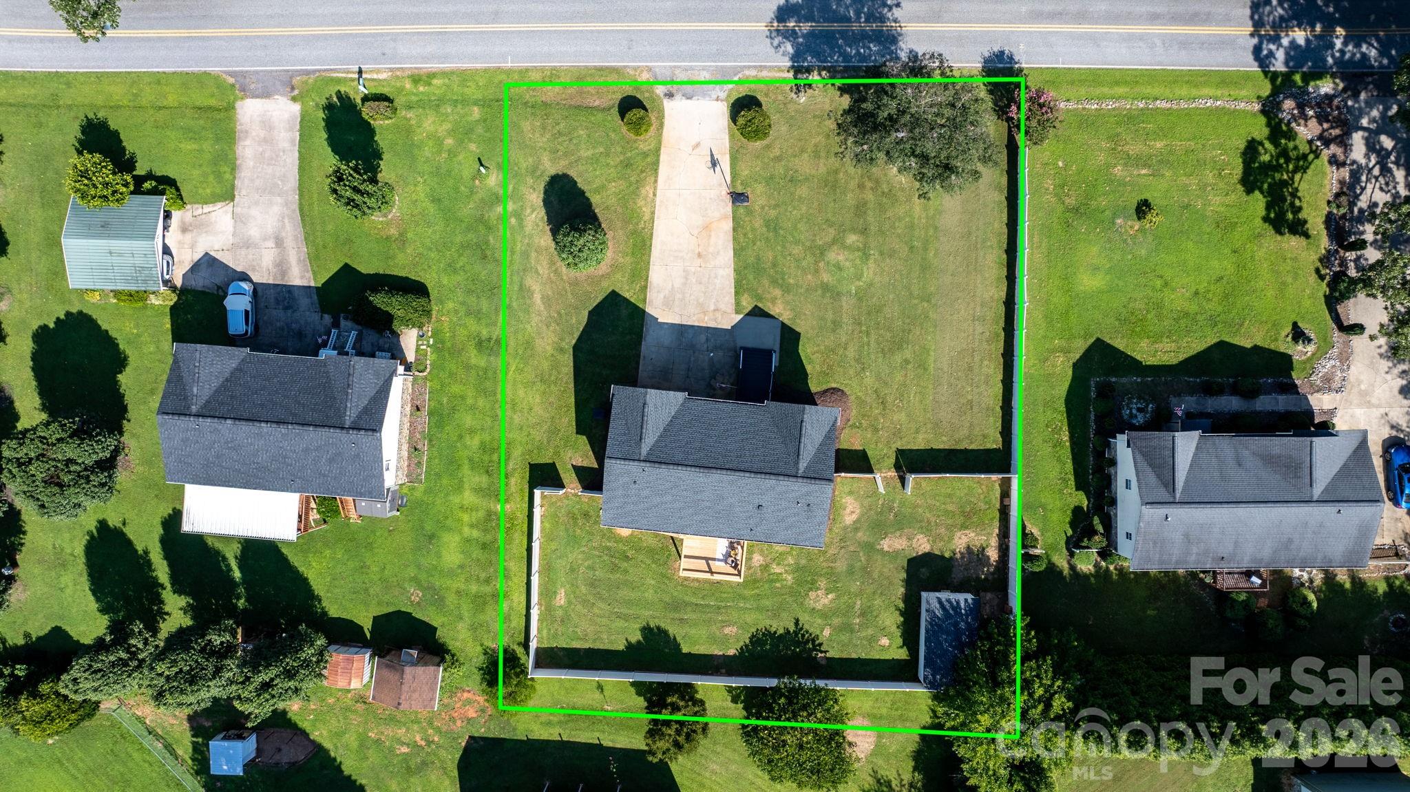 main property photo 29