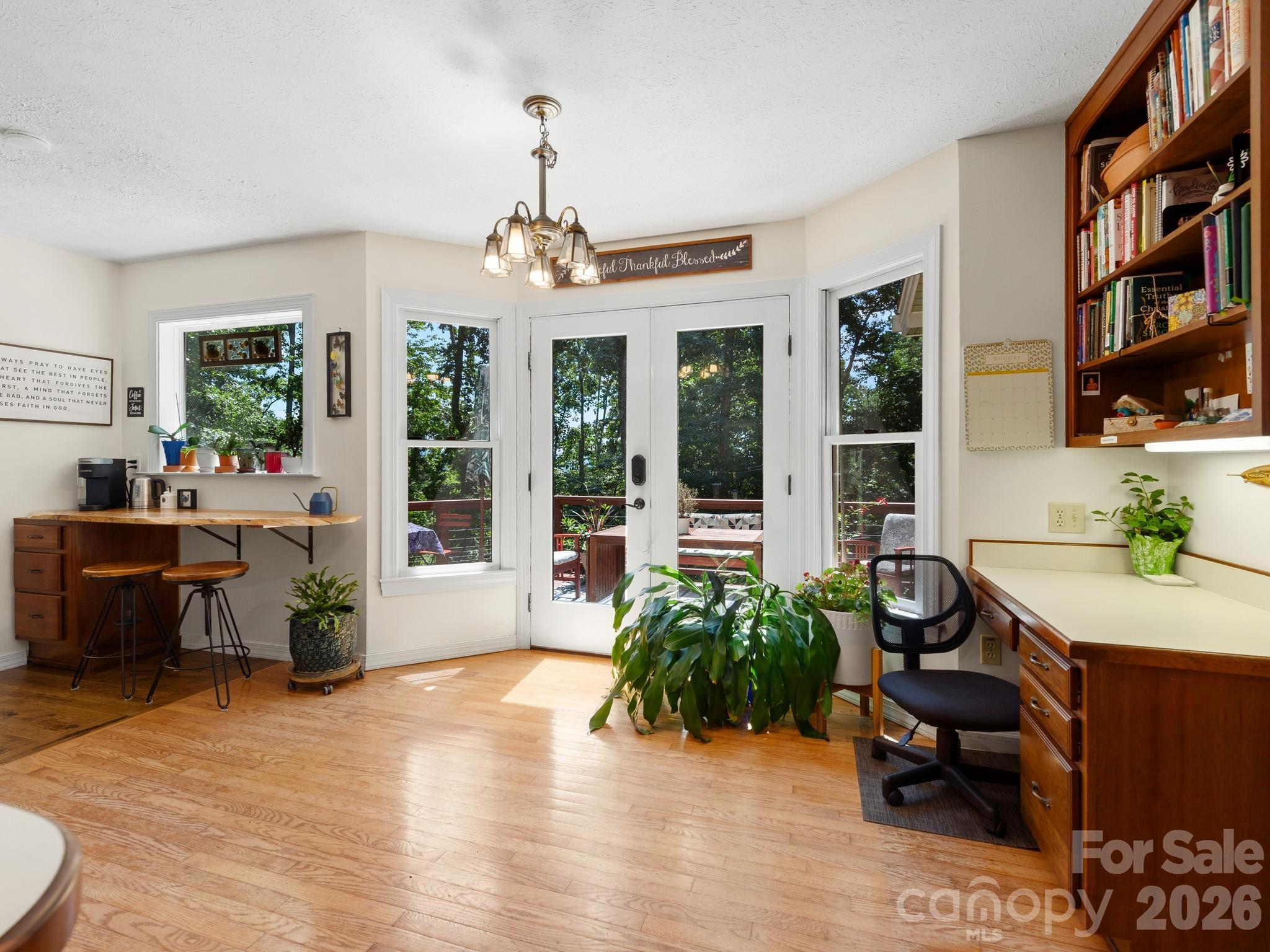 main property photo 24