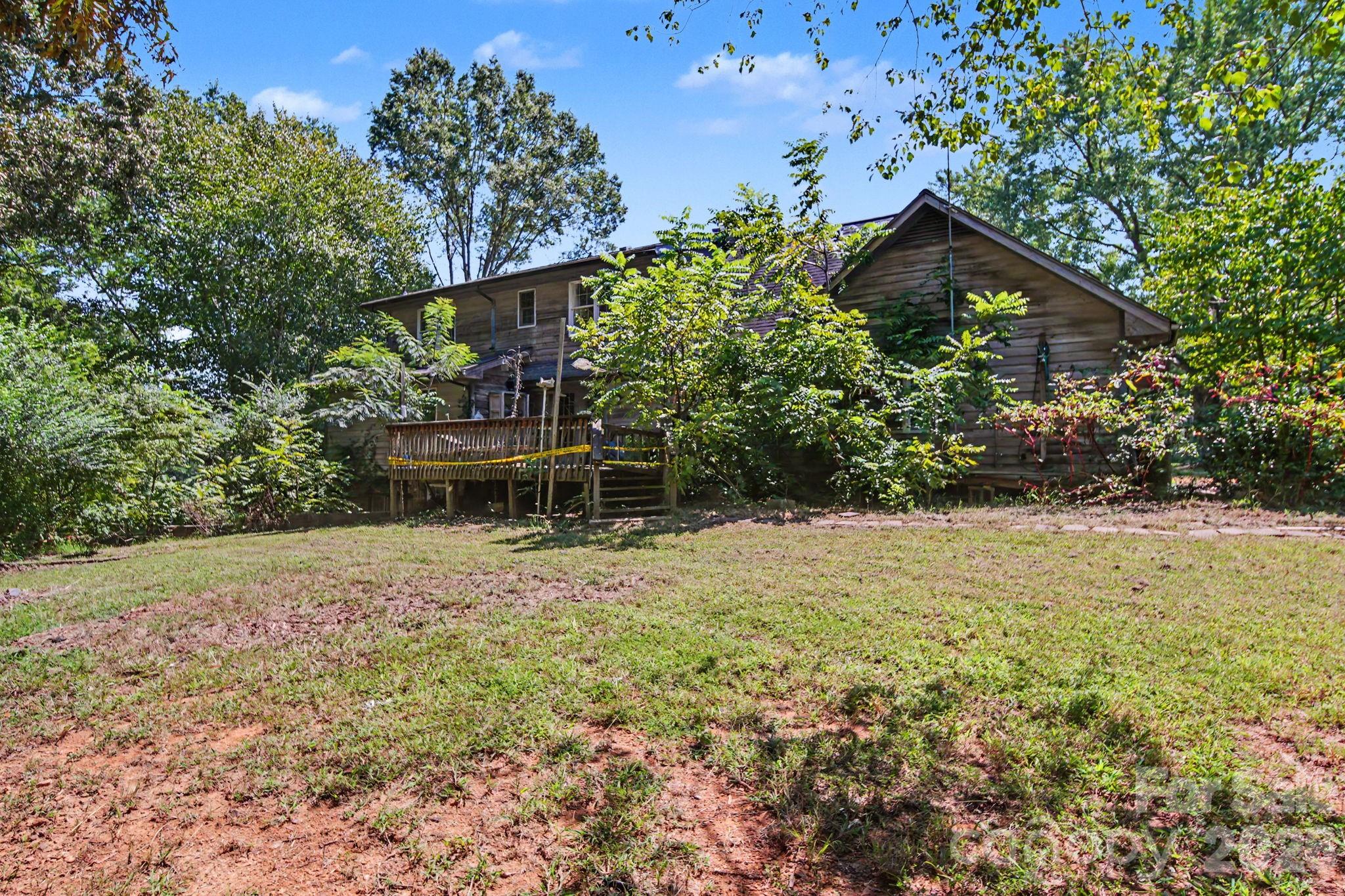 main property photo 14
