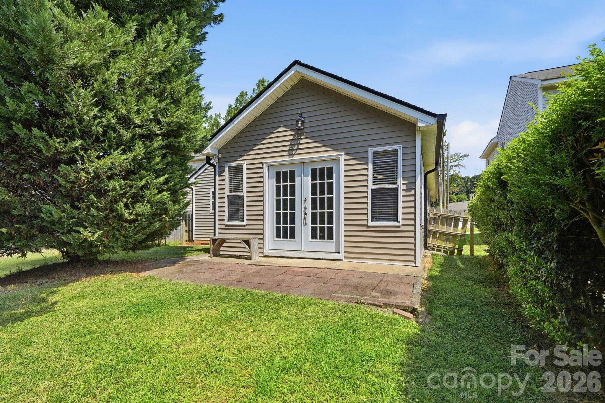 main property photo 21