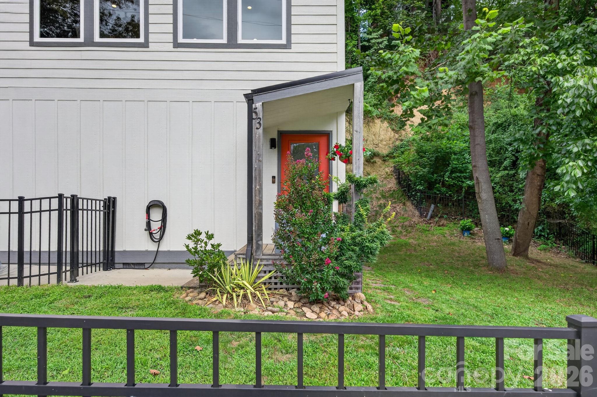 main property photo 26